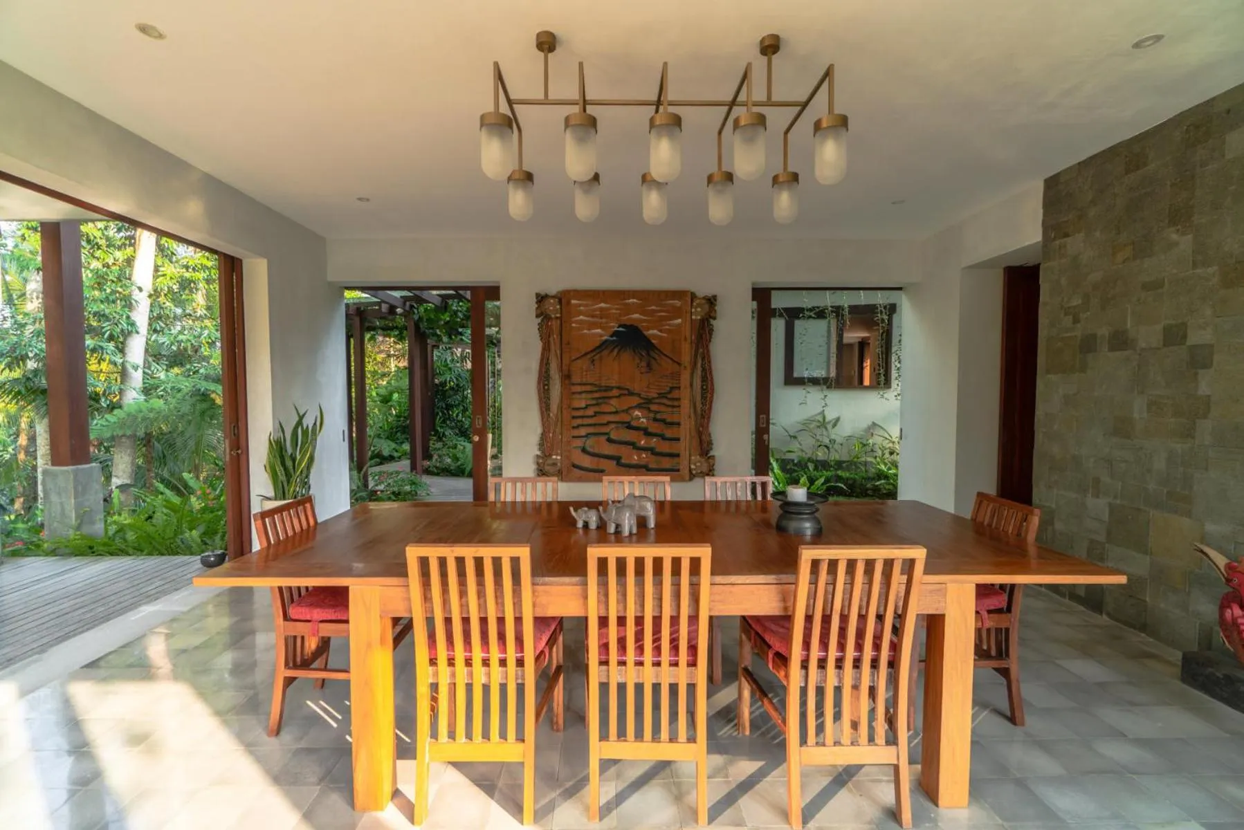 Dining area in Amala Villas Ubud by Nakula