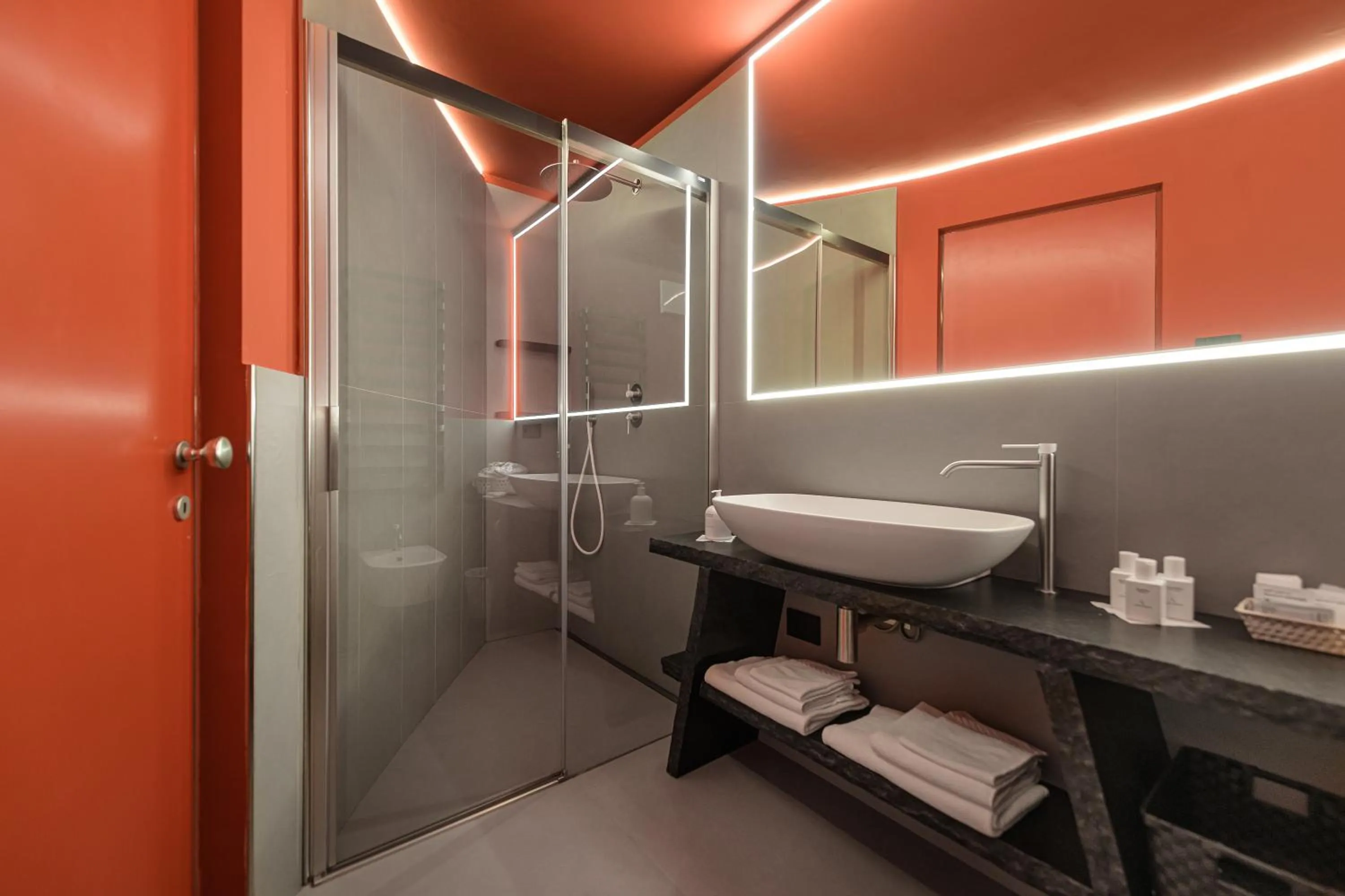 Shower in Bio Hotel Hermitage