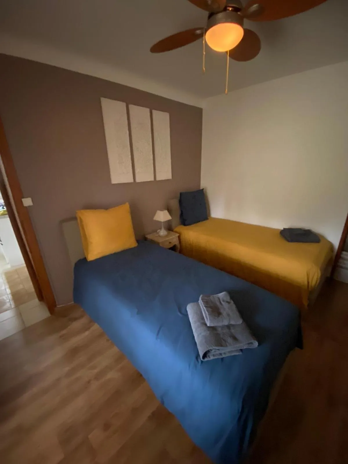 Photo of the whole room, Bed in Les plantous de Severo