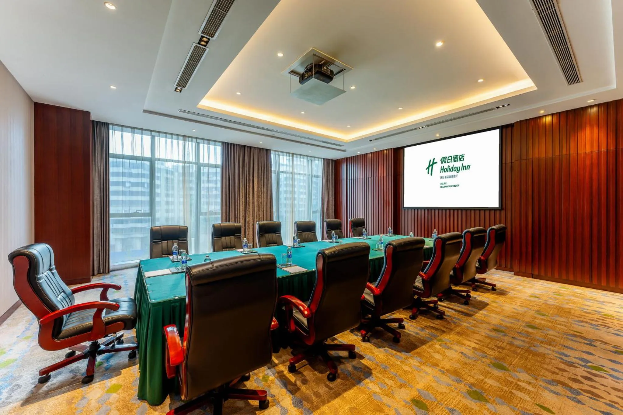 Meeting/conference room in Holiday Inn Neijiang Riverside by IHG