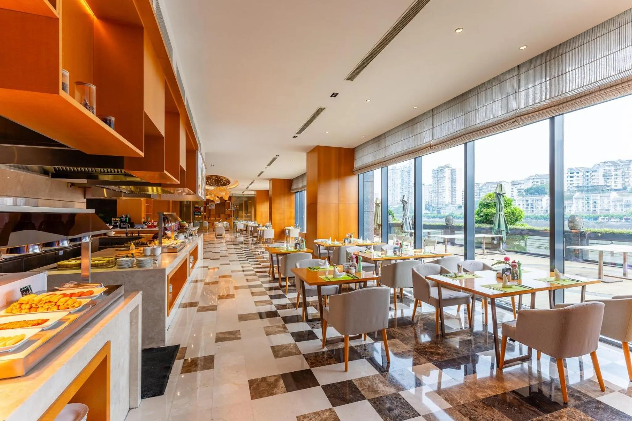 Breakfast in Holiday Inn Neijiang Riverside by IHG