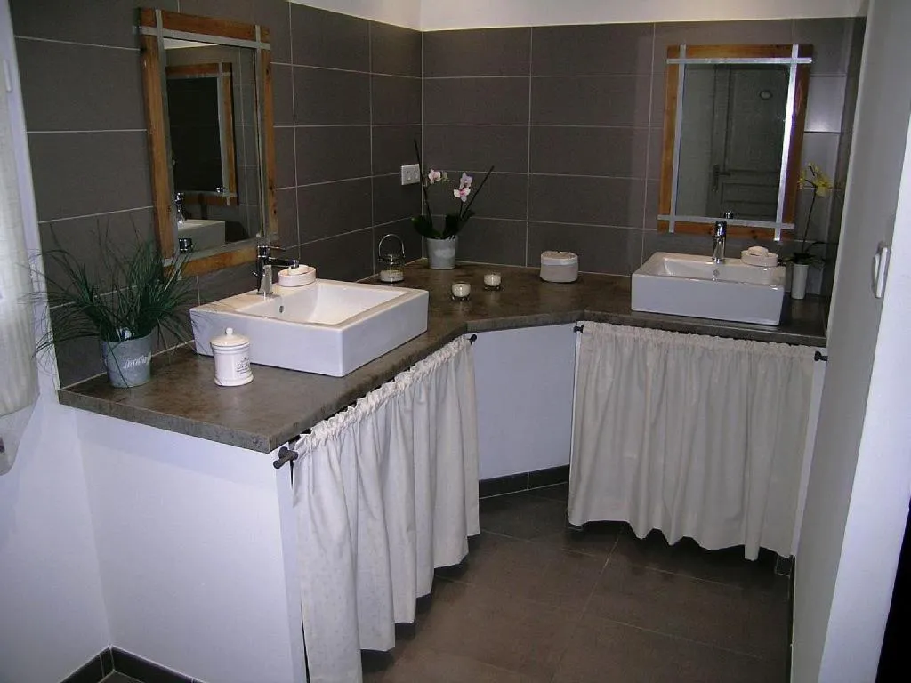 Bathroom in La Bastidelle