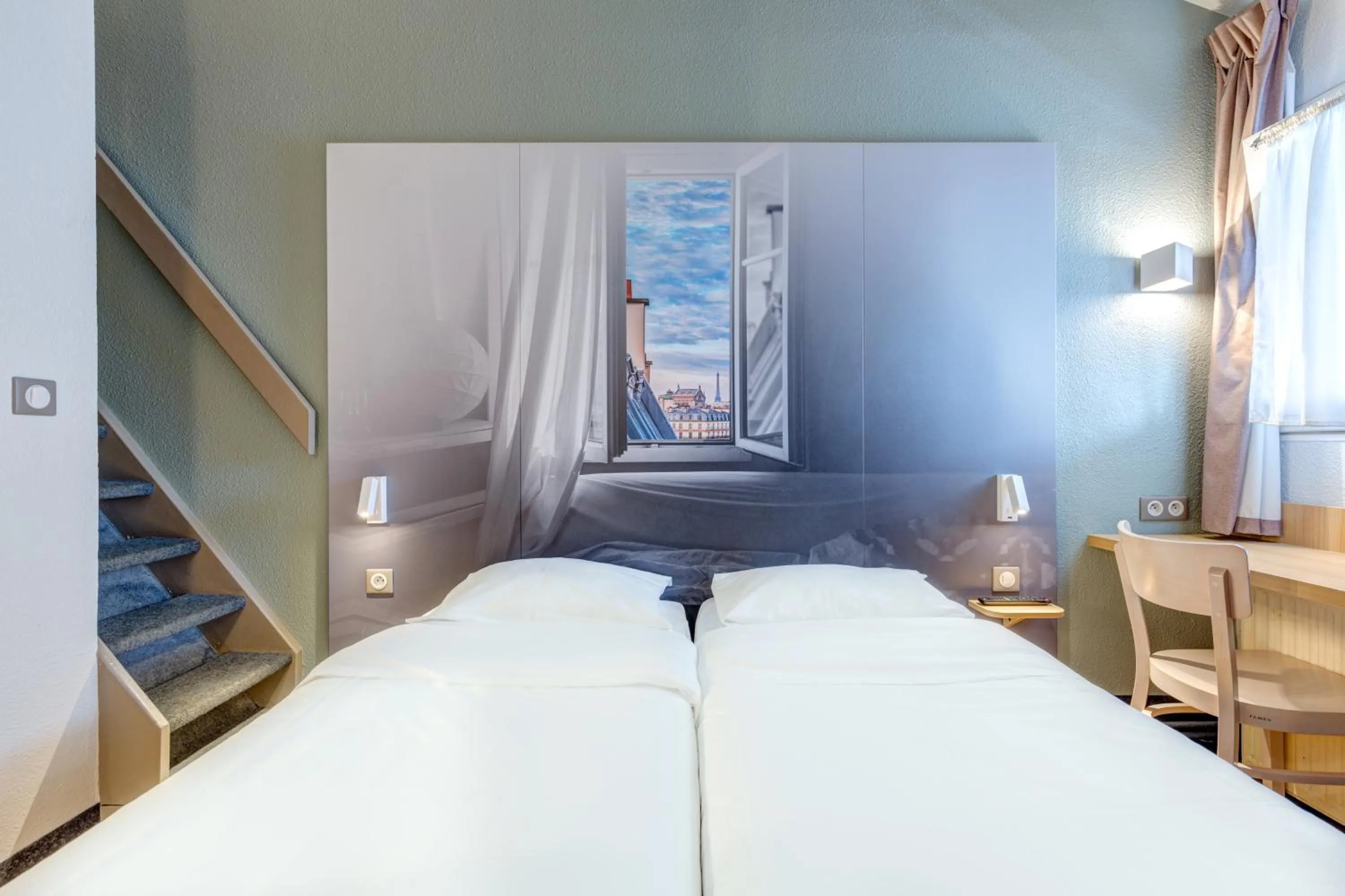 Bedroom, Bed in B&B HOTEL Orgeval