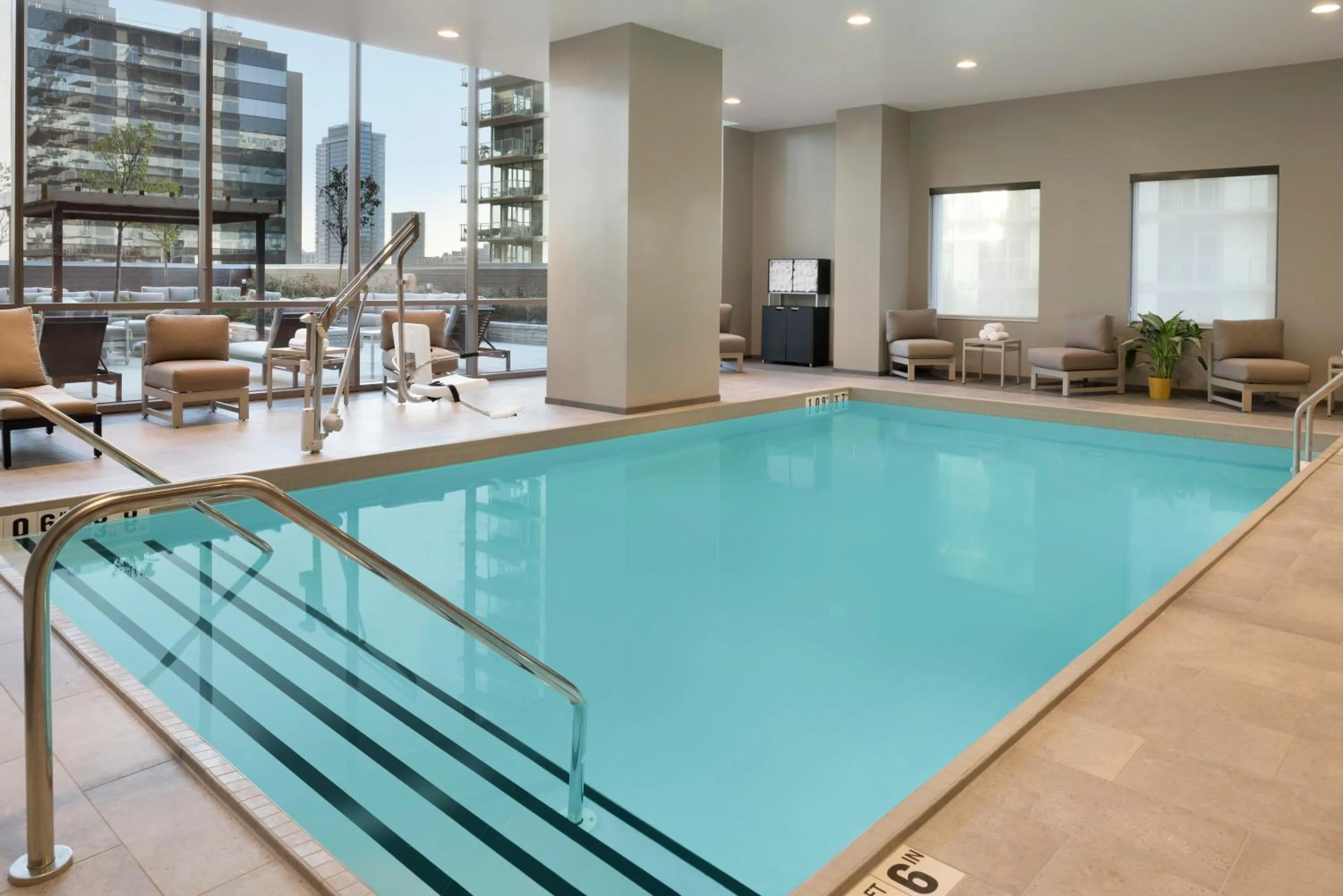 Swimming pool in Homewood Suites by Hilton Chicago West Loop Fulton Mkt Area