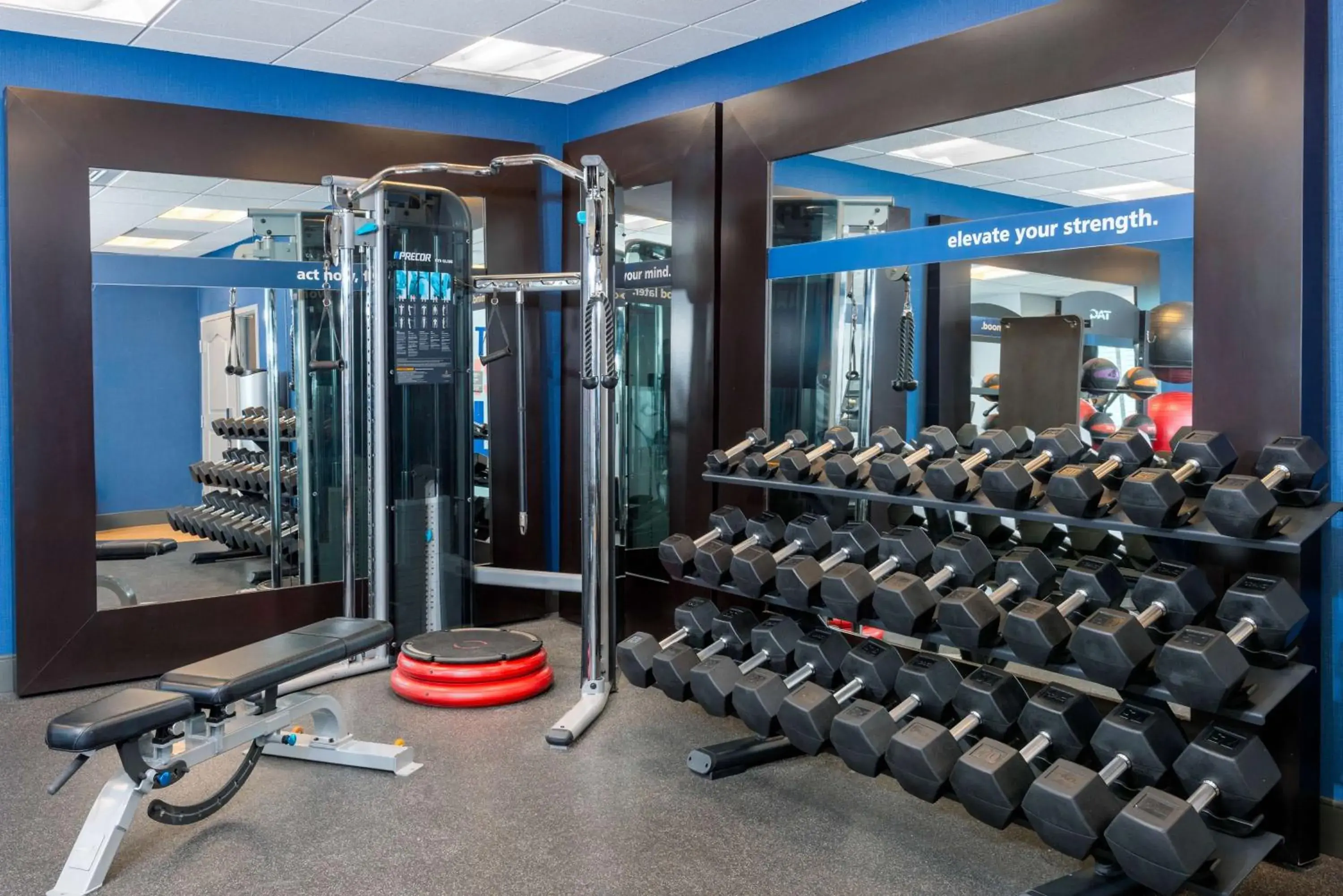 Fitness centre/facilities in Hampton Inn and Suites Clearwater Beach Fitness centre/facilities in Hampton Inn and Suites Clearwater Beach