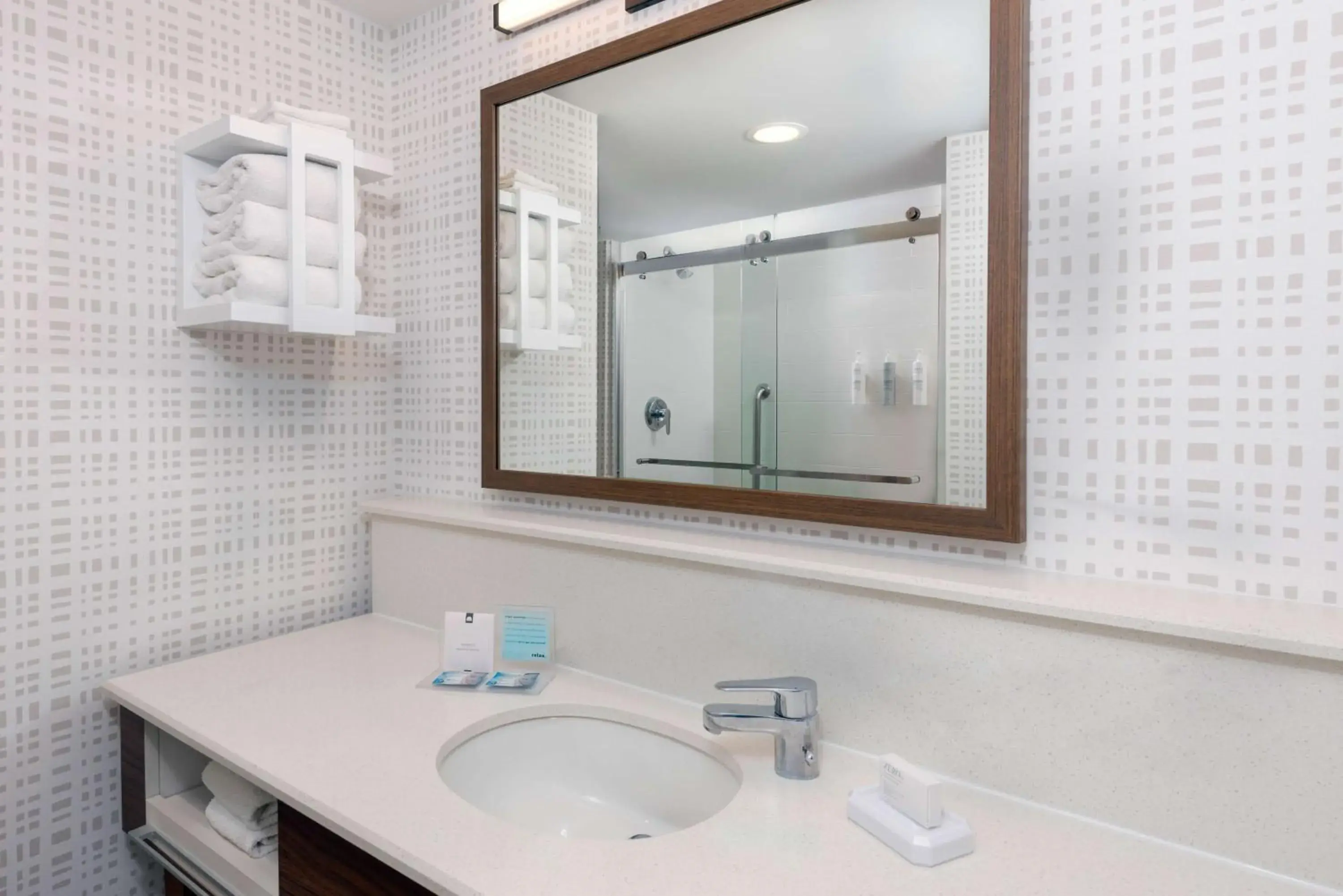 Bathroom in Hampton Inn and Suites Clearwater Beach Bathroom in Hampton Inn and Suites Clearwater Beach