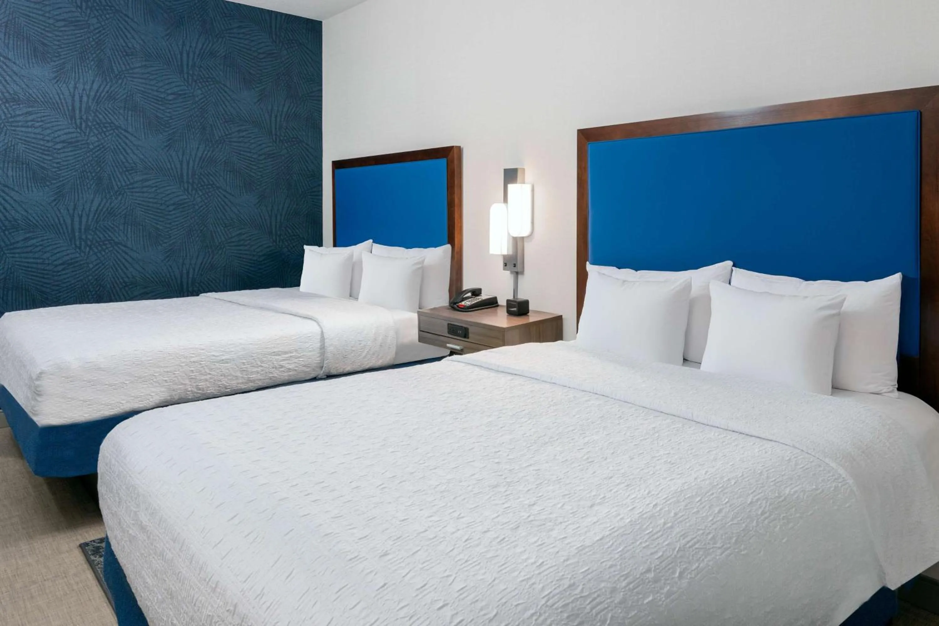 Bed in Hampton Inn and Suites Clearwater Beach