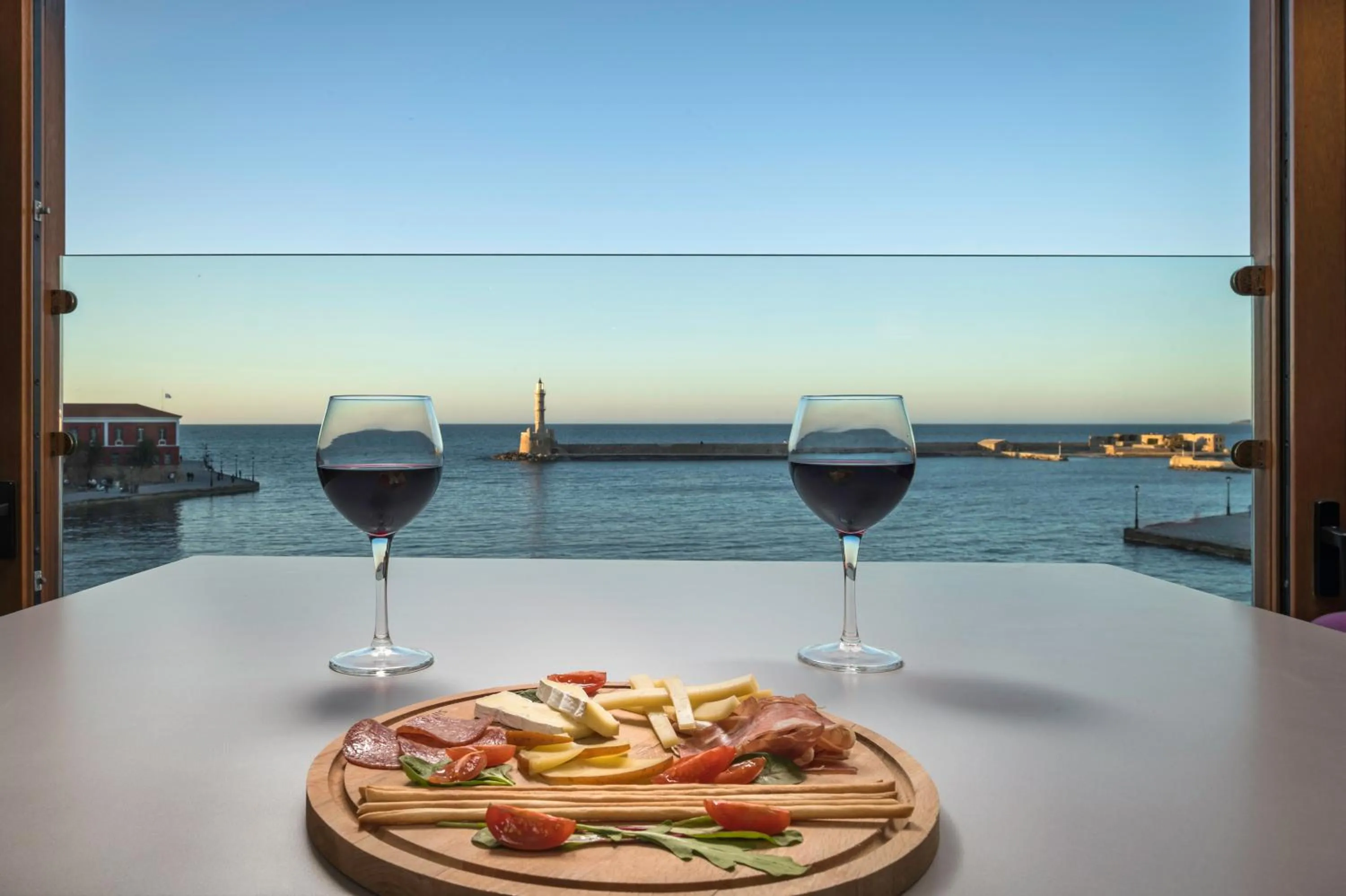 Food and drinks in Residenza Vranas Boutique Hotel