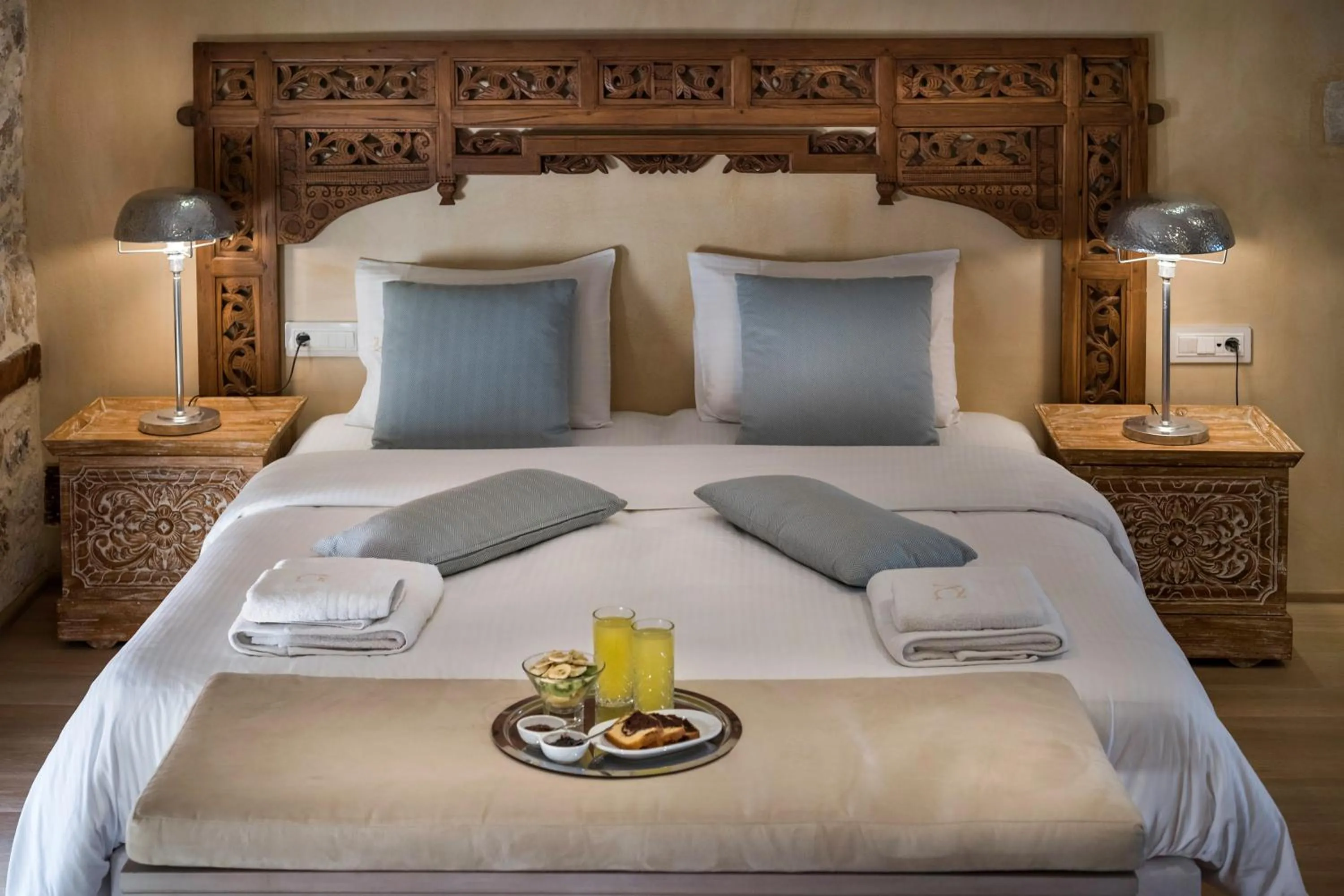 Bed in Residenza Vranas Boutique Hotel