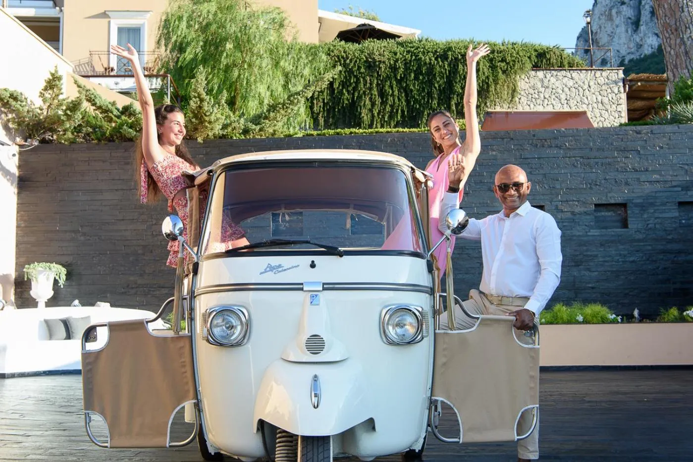 shuttle in Villa Marina Capri