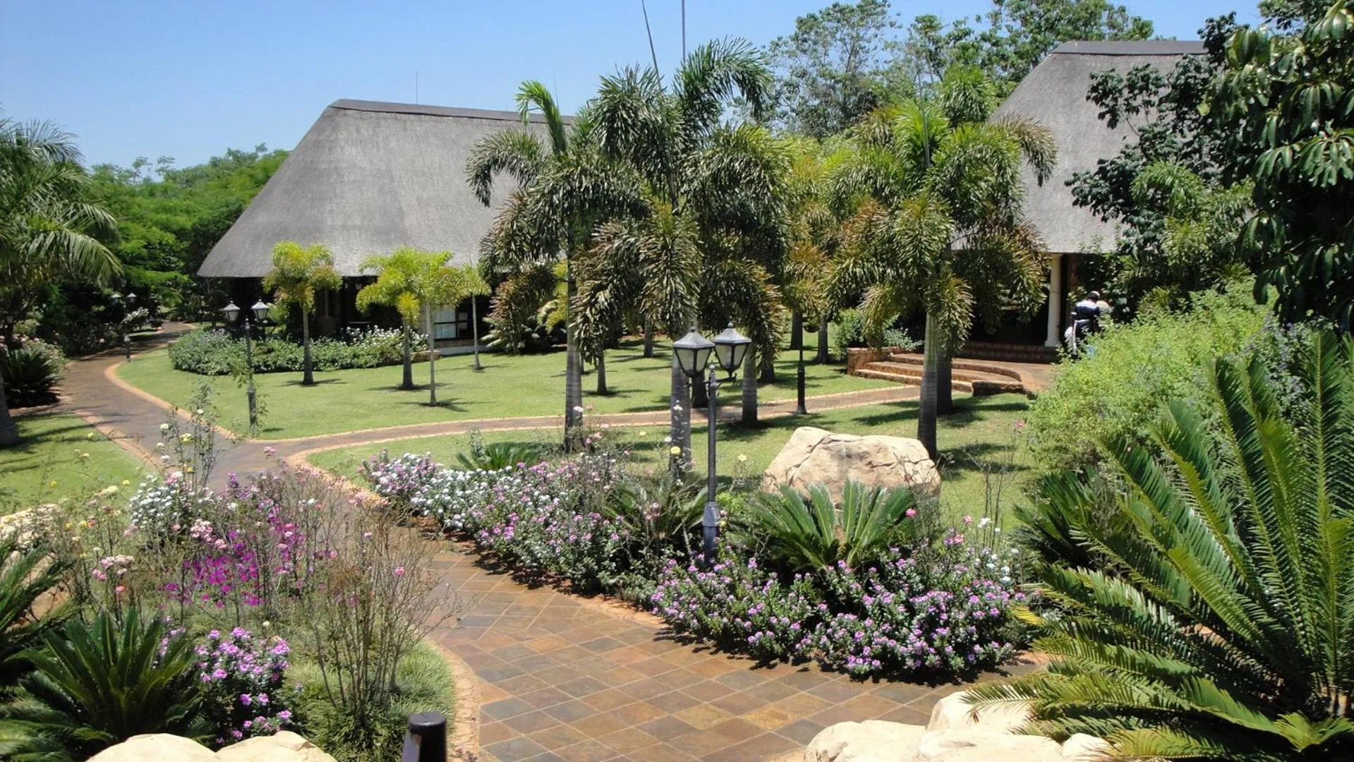 Summerfield Botanical Garden & Exclusive Resort