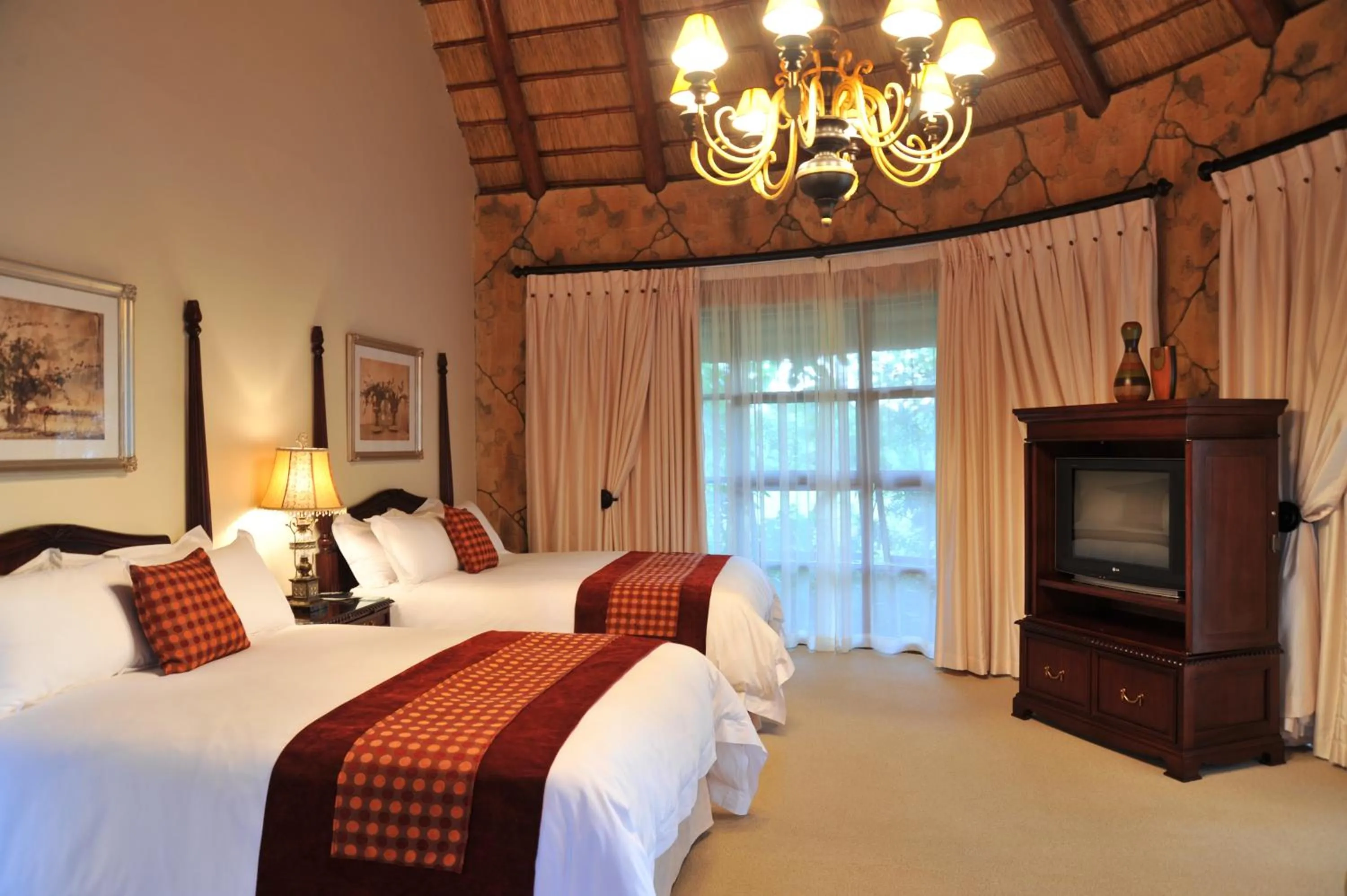 Bedroom, Bed in Summerfield Botanical Garden & Exclusive Resort