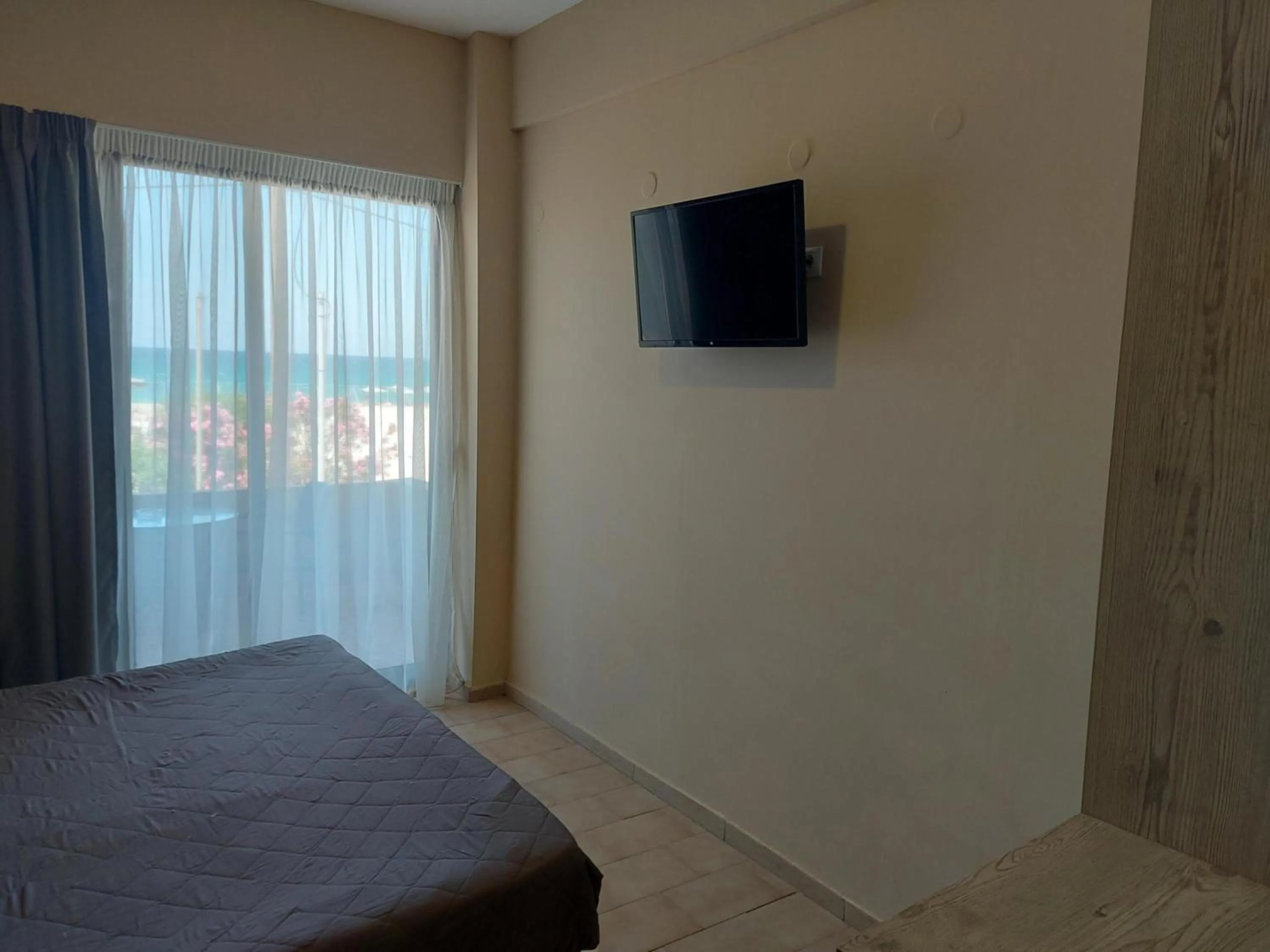 Bedroom, Bed in The Santo George Beach Resort