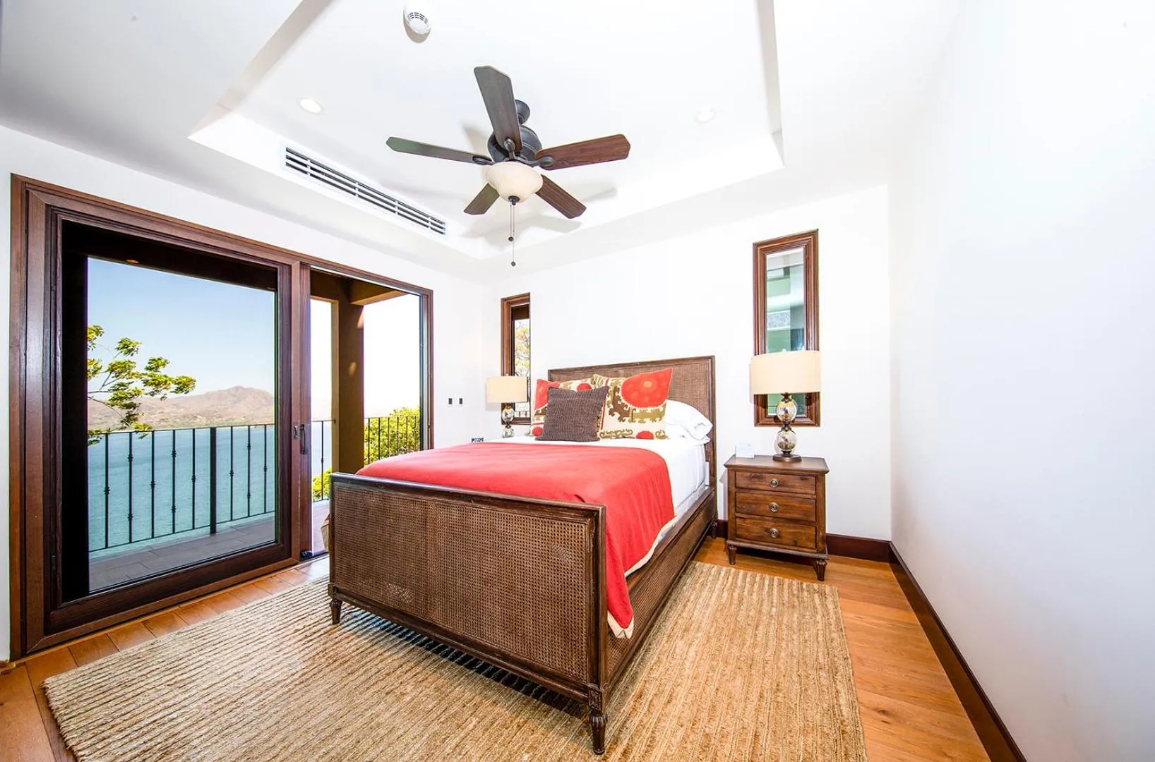 Bedroom, Bed in 360 Splendor Del Pacifico Residences