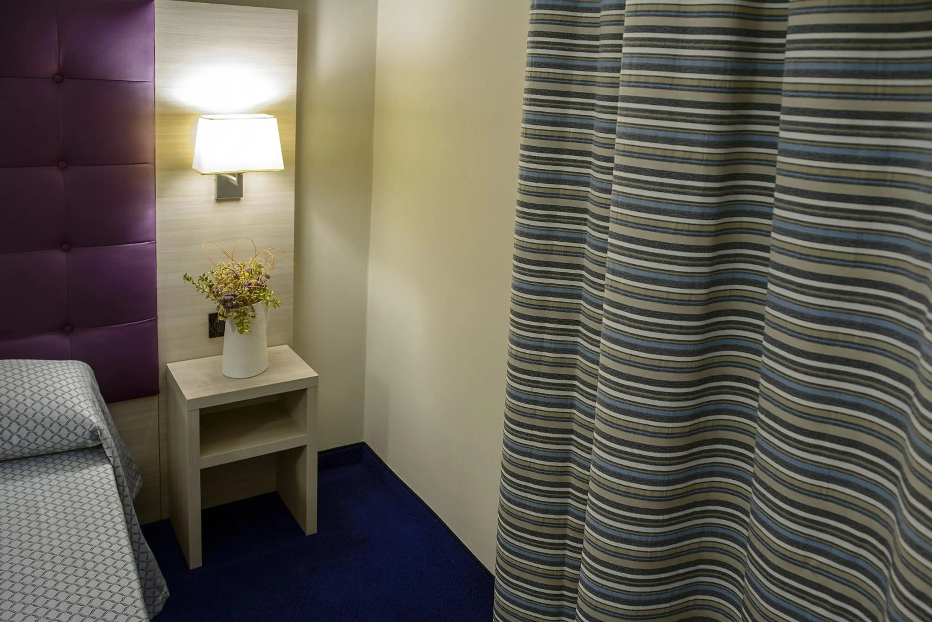 Photo of the whole room, Bed in Hotel Torino Porta Susa