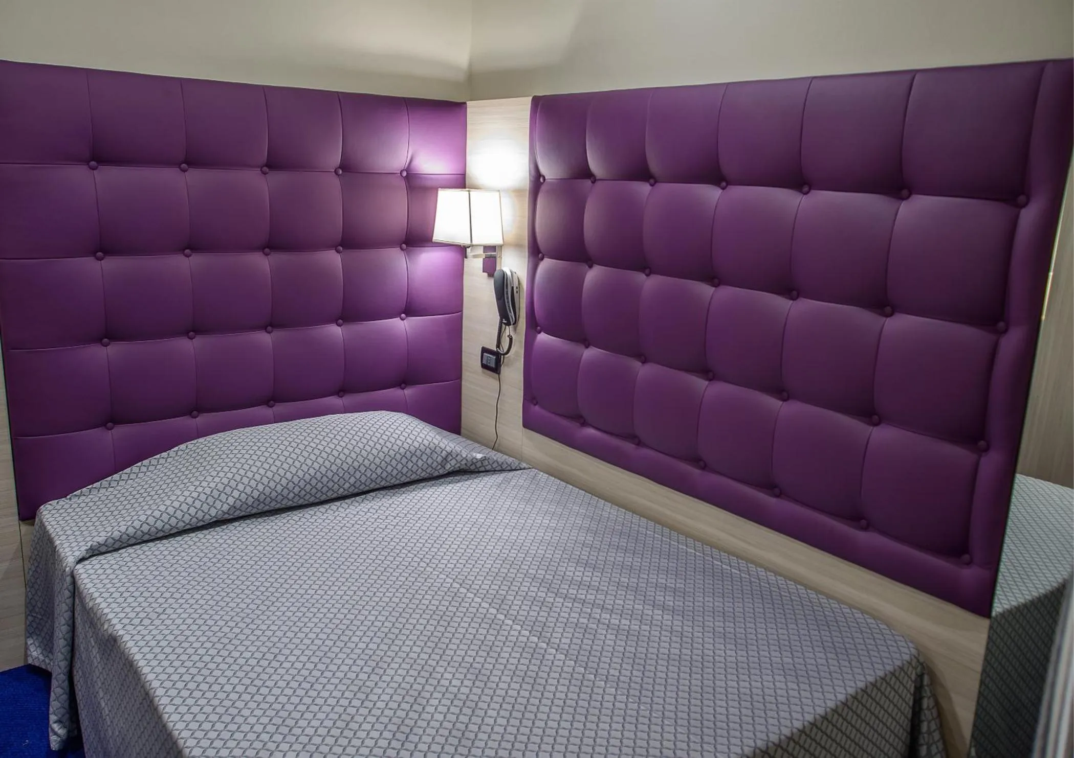 Photo of the whole room, Bed in Hotel Torino Porta Susa