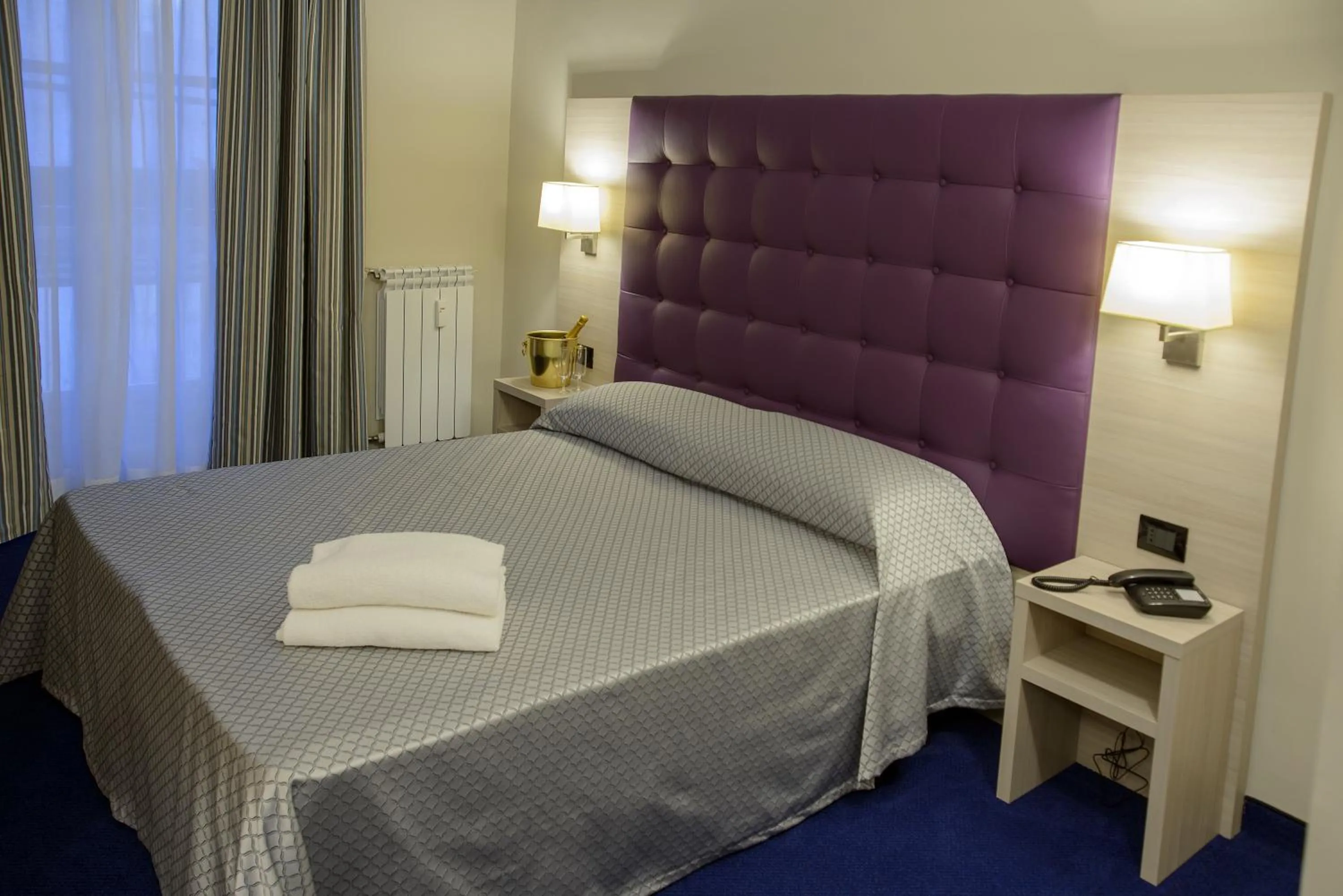 Photo of the whole room, Bed in Hotel Torino Porta Susa