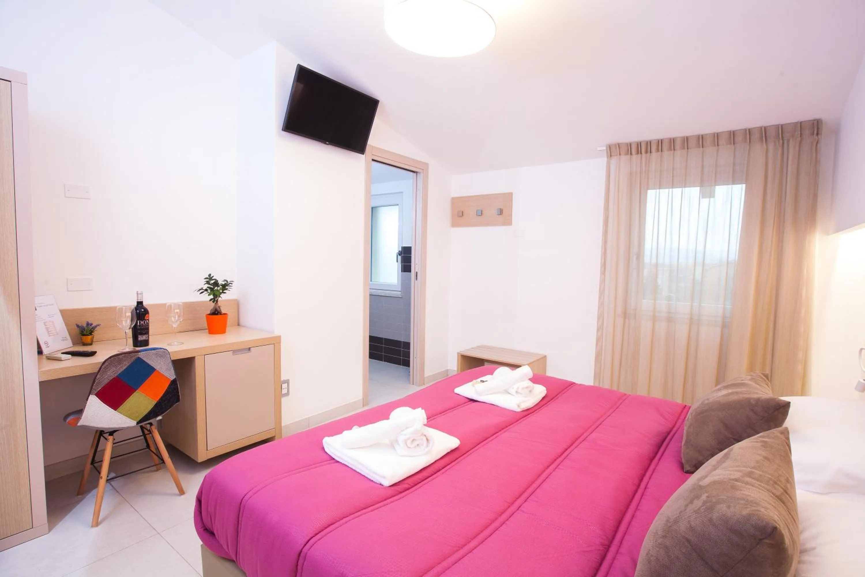 Bedroom, Bed in Il Gallo Con Gli Stivali