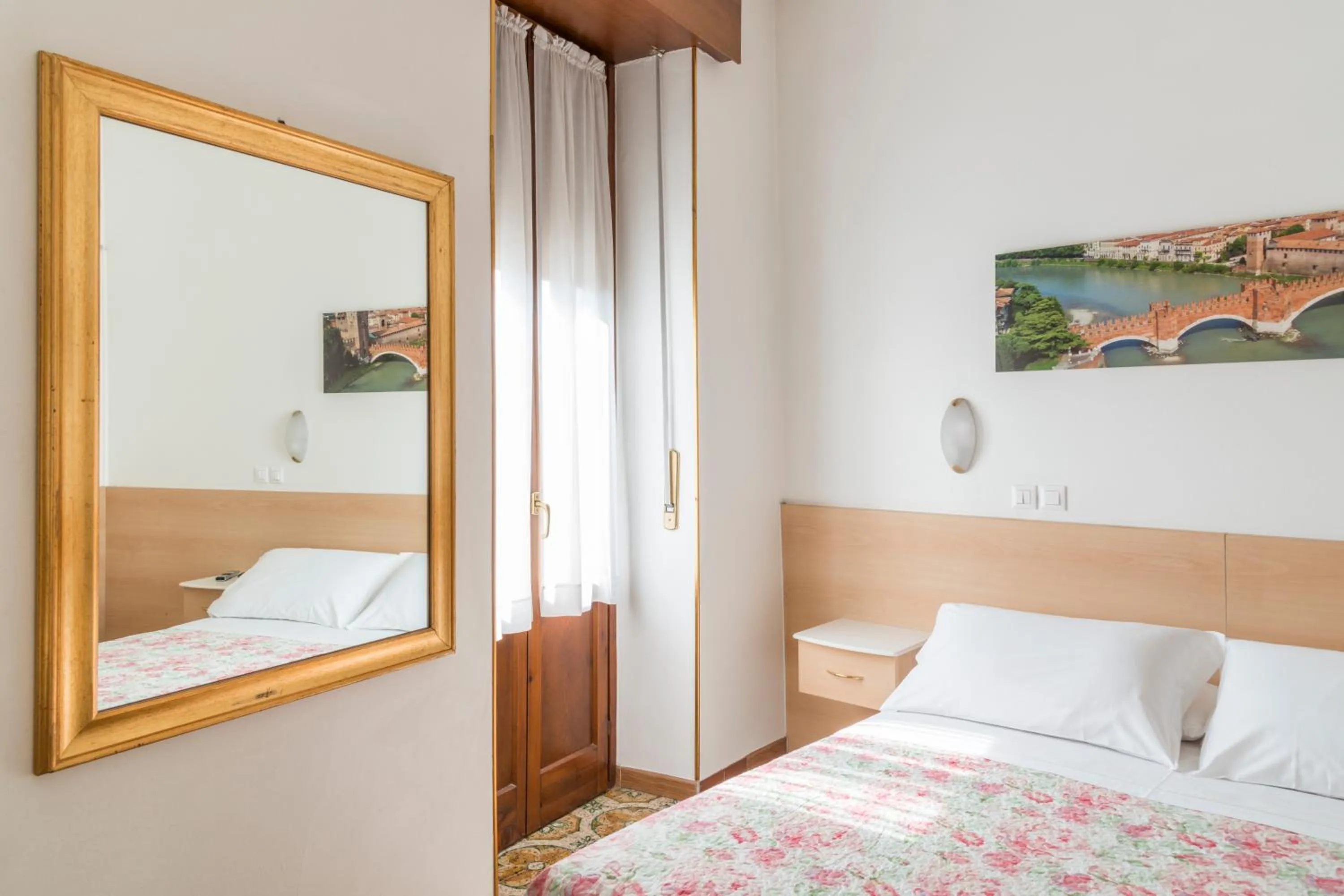 Bed in Albergo Trento