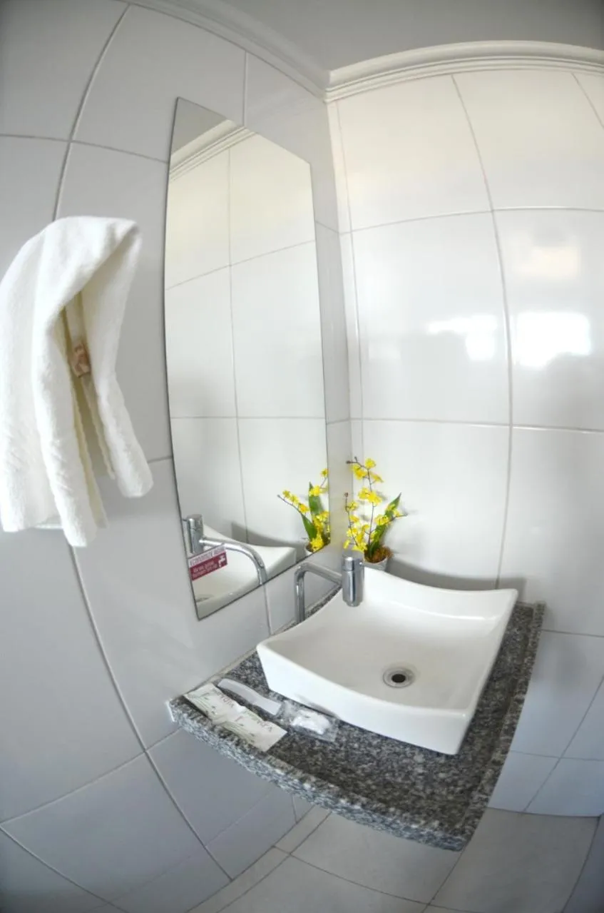 Bathroom in Hotel Itaparica