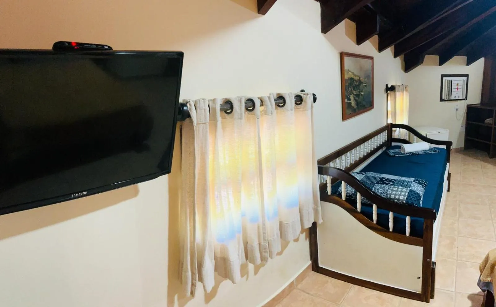 Bed in Pauba Praia Hotel