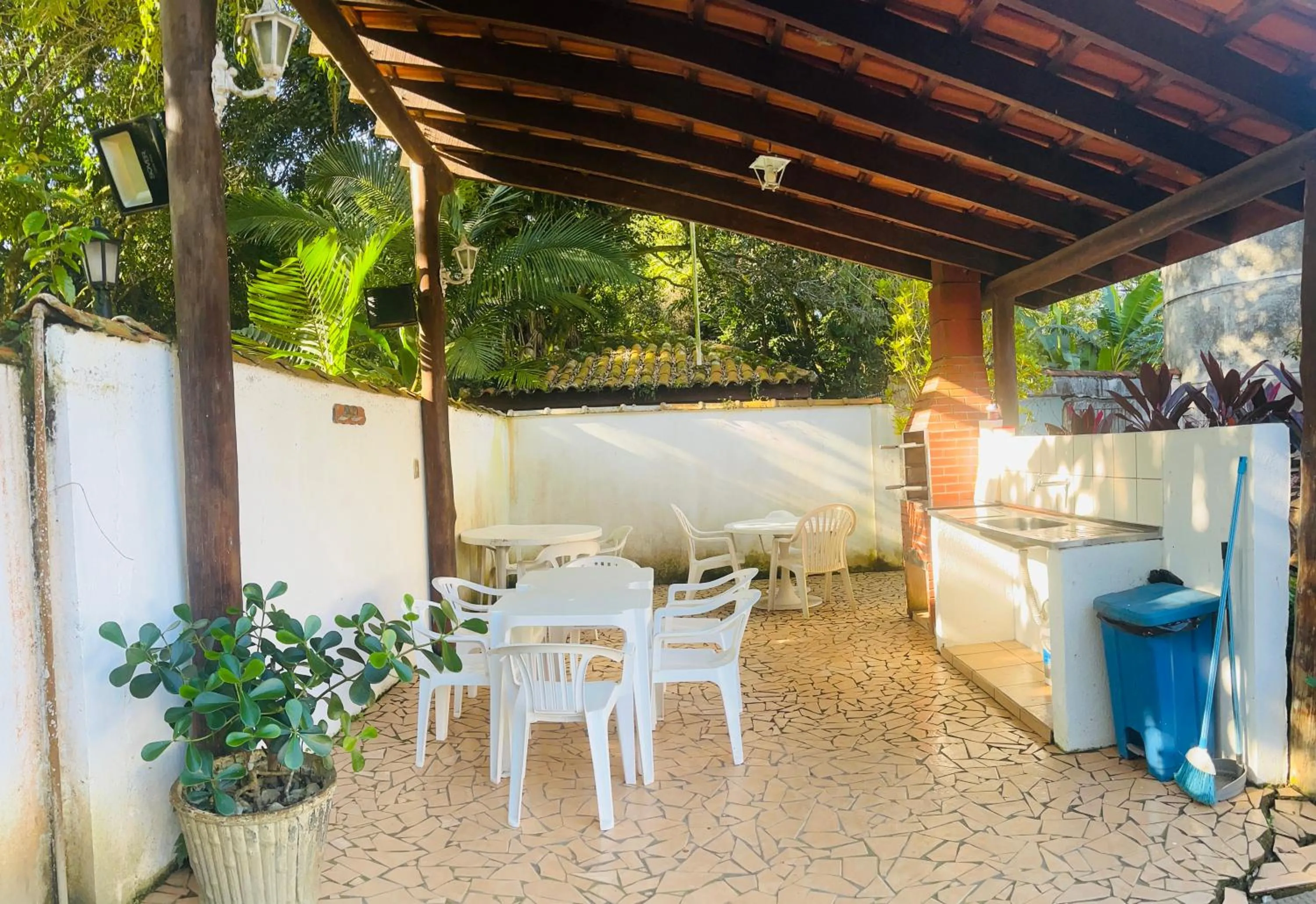 Property building in Pauba Praia Hotel