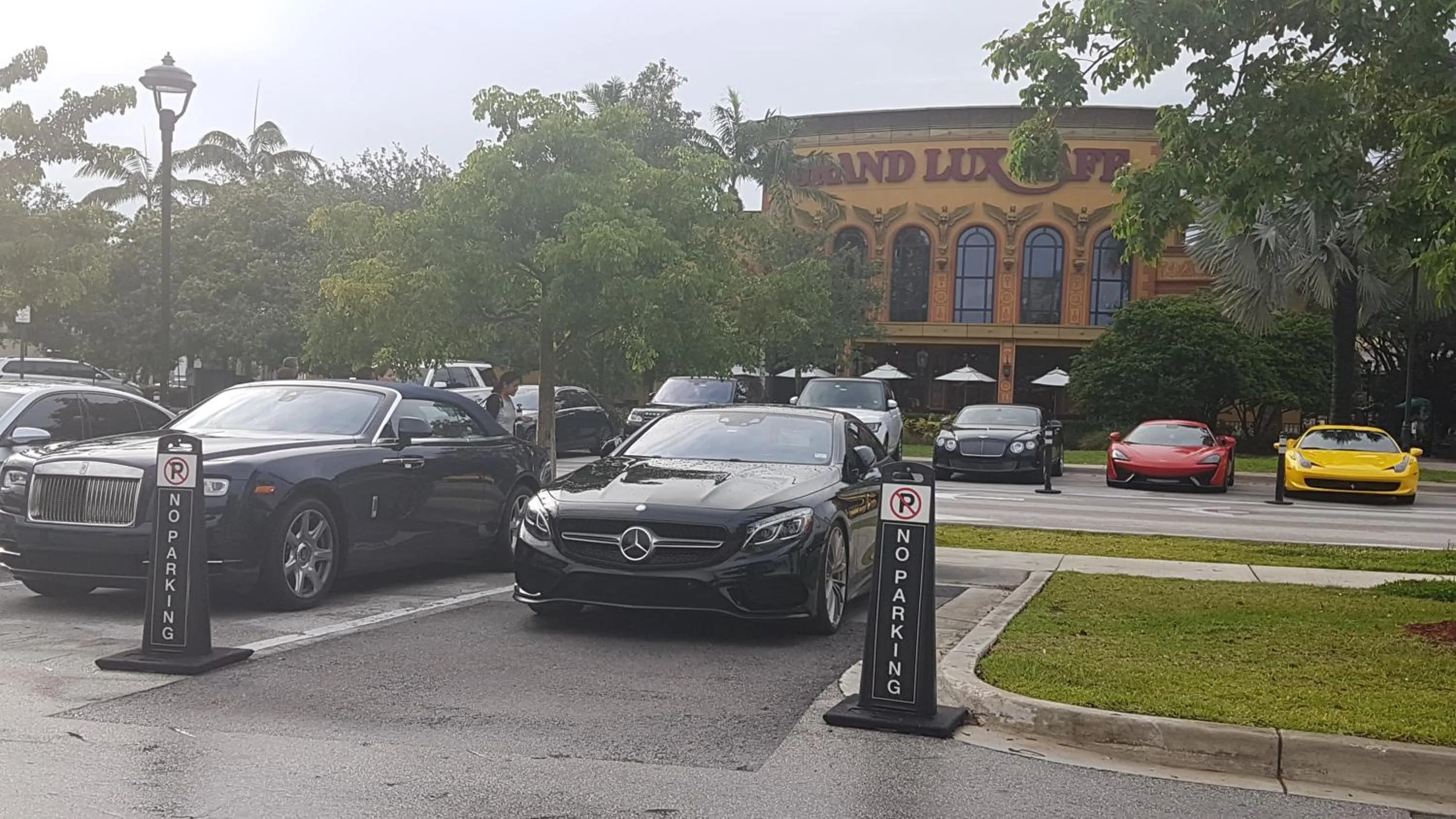 Property building in Sawgrass