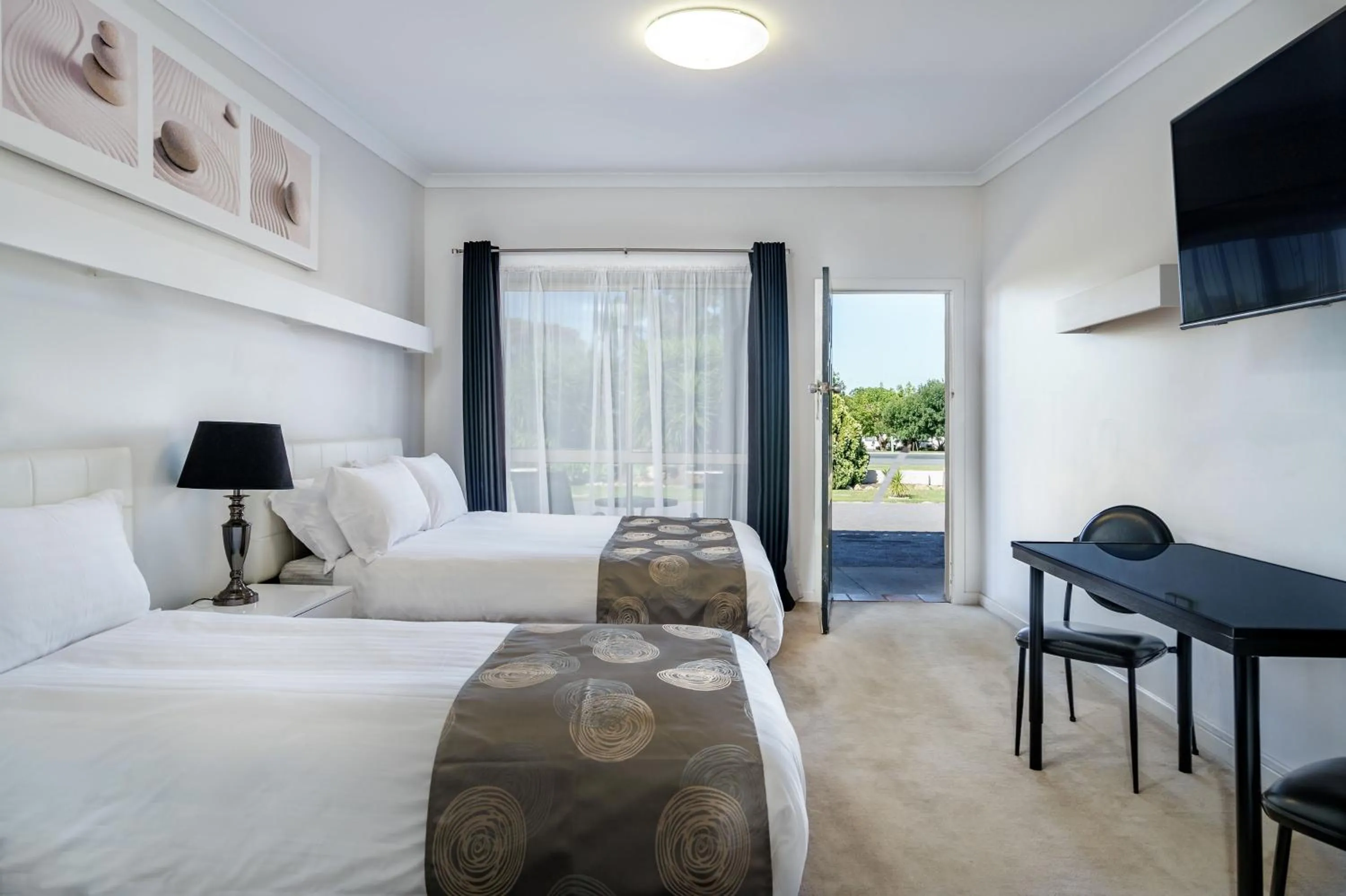 Bed in Kerang Valley Resort