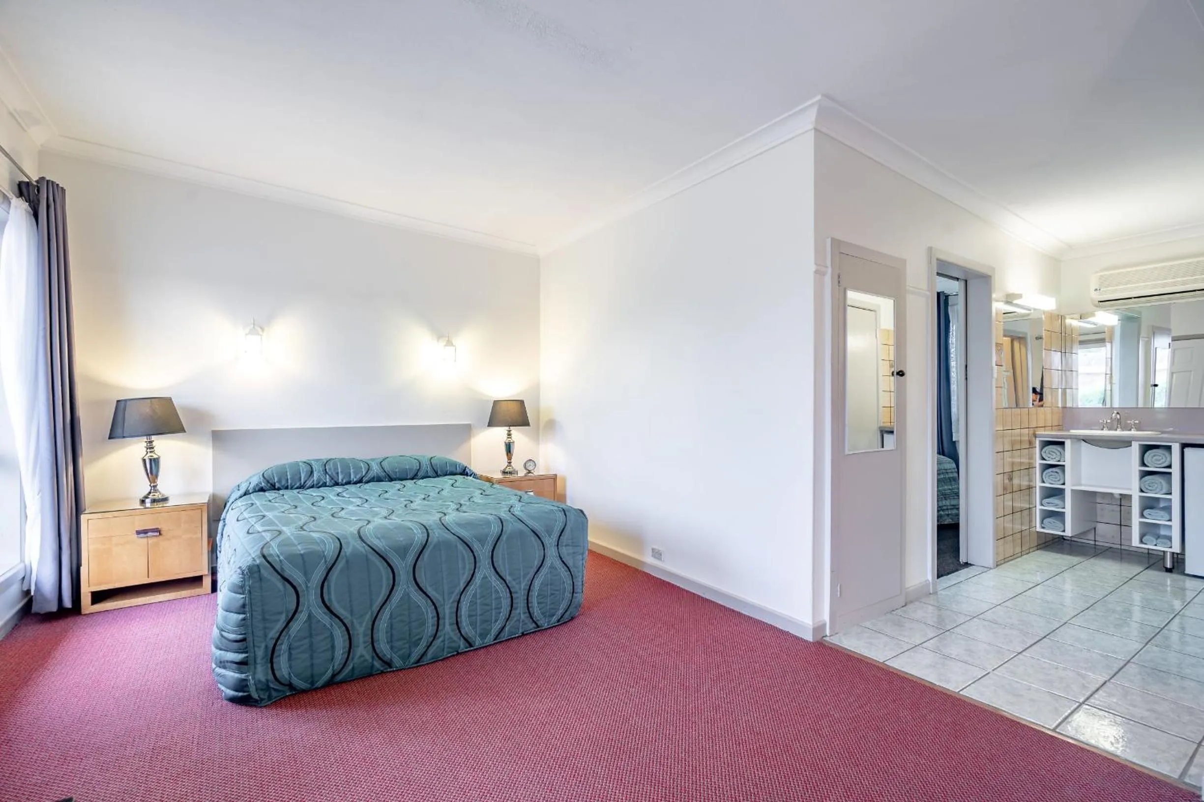 Bed in Kerang Valley Resort