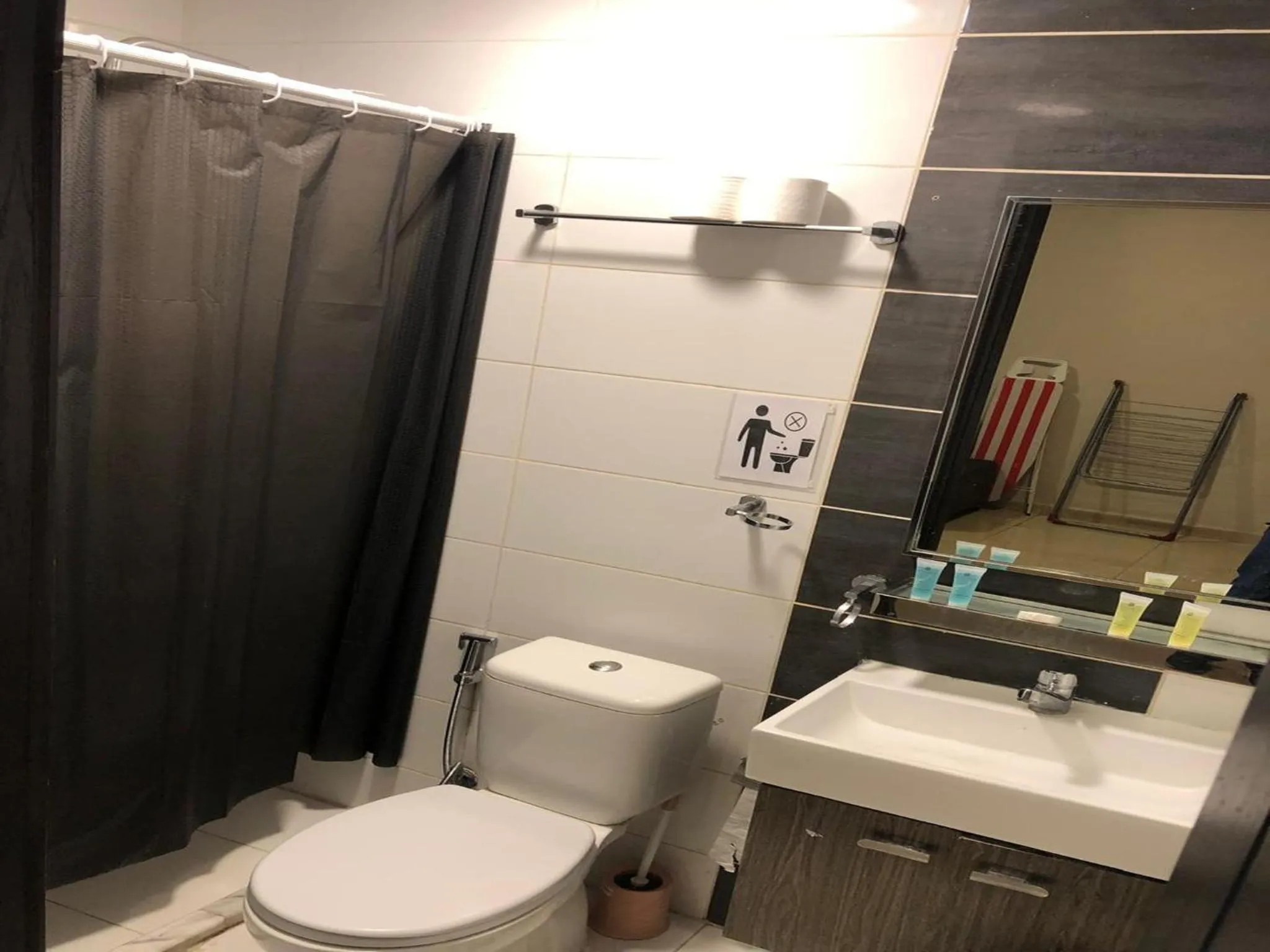 Toilet in Panda Hotel Apartments