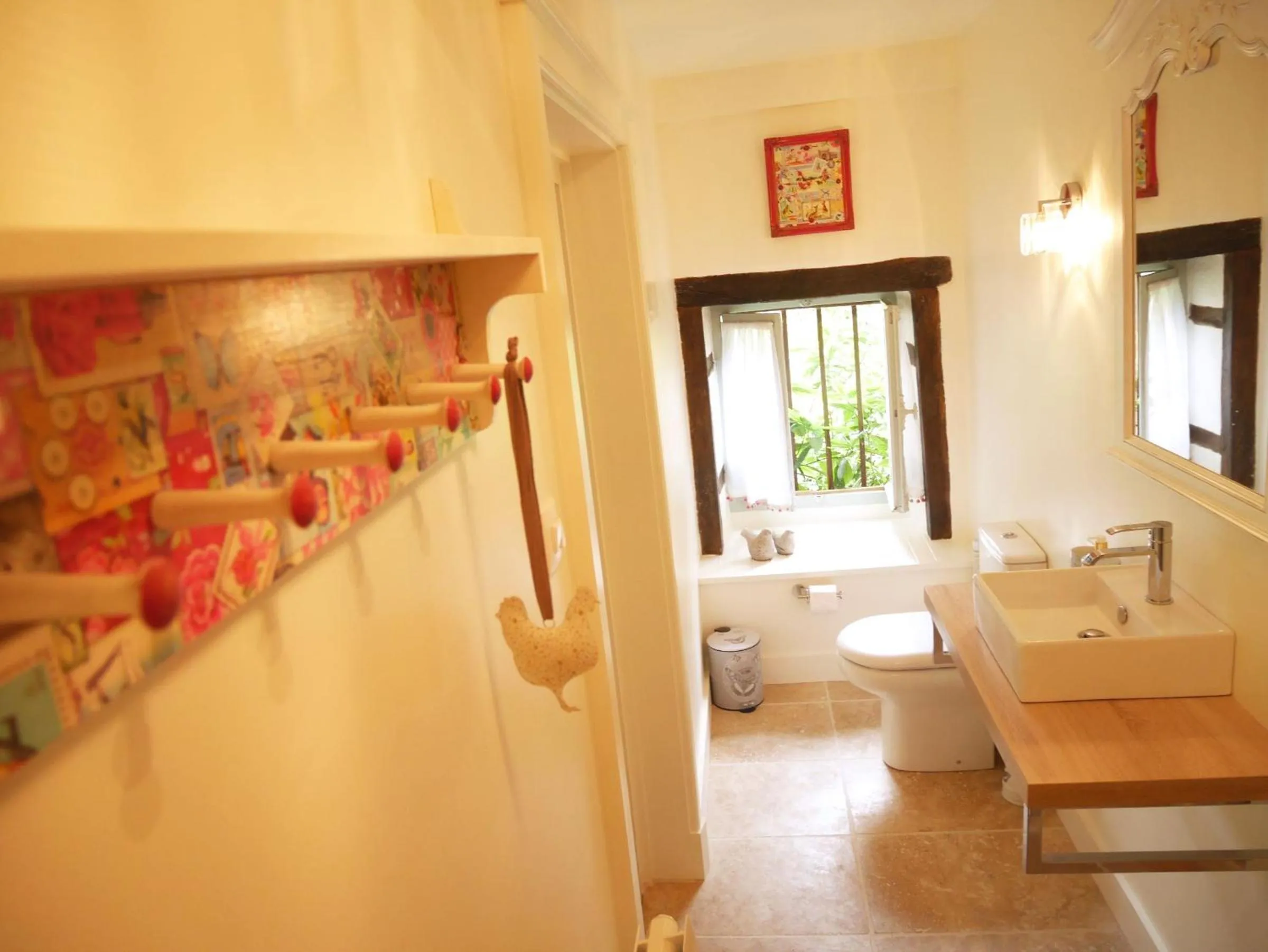 Decorative detail in L'Arbre D'Ange