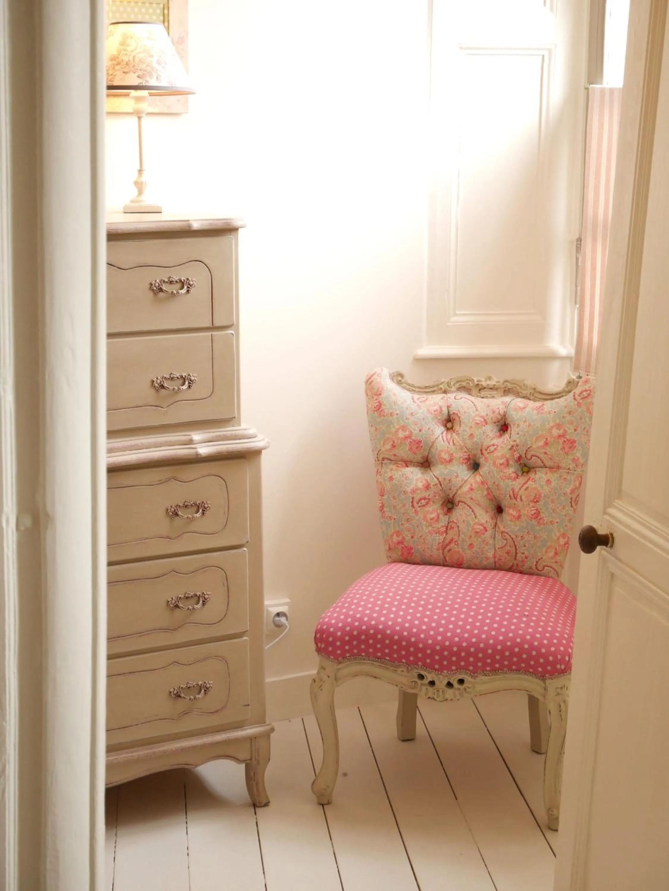 Decorative detail in L'Arbre D'Ange