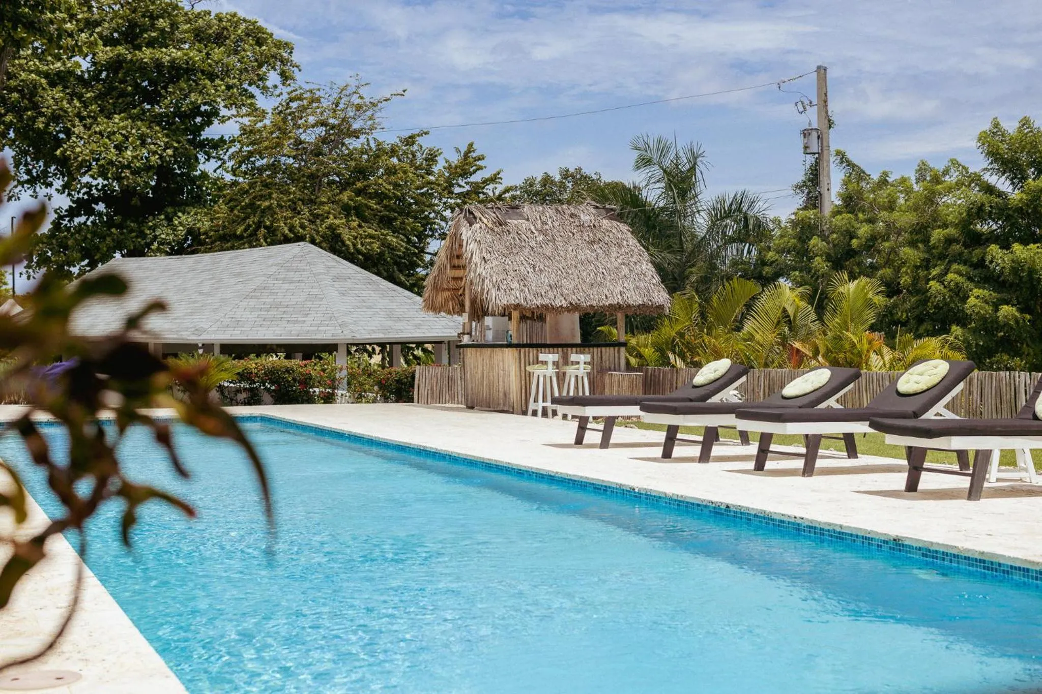 Seating area in El Encuentro Surf Lodge