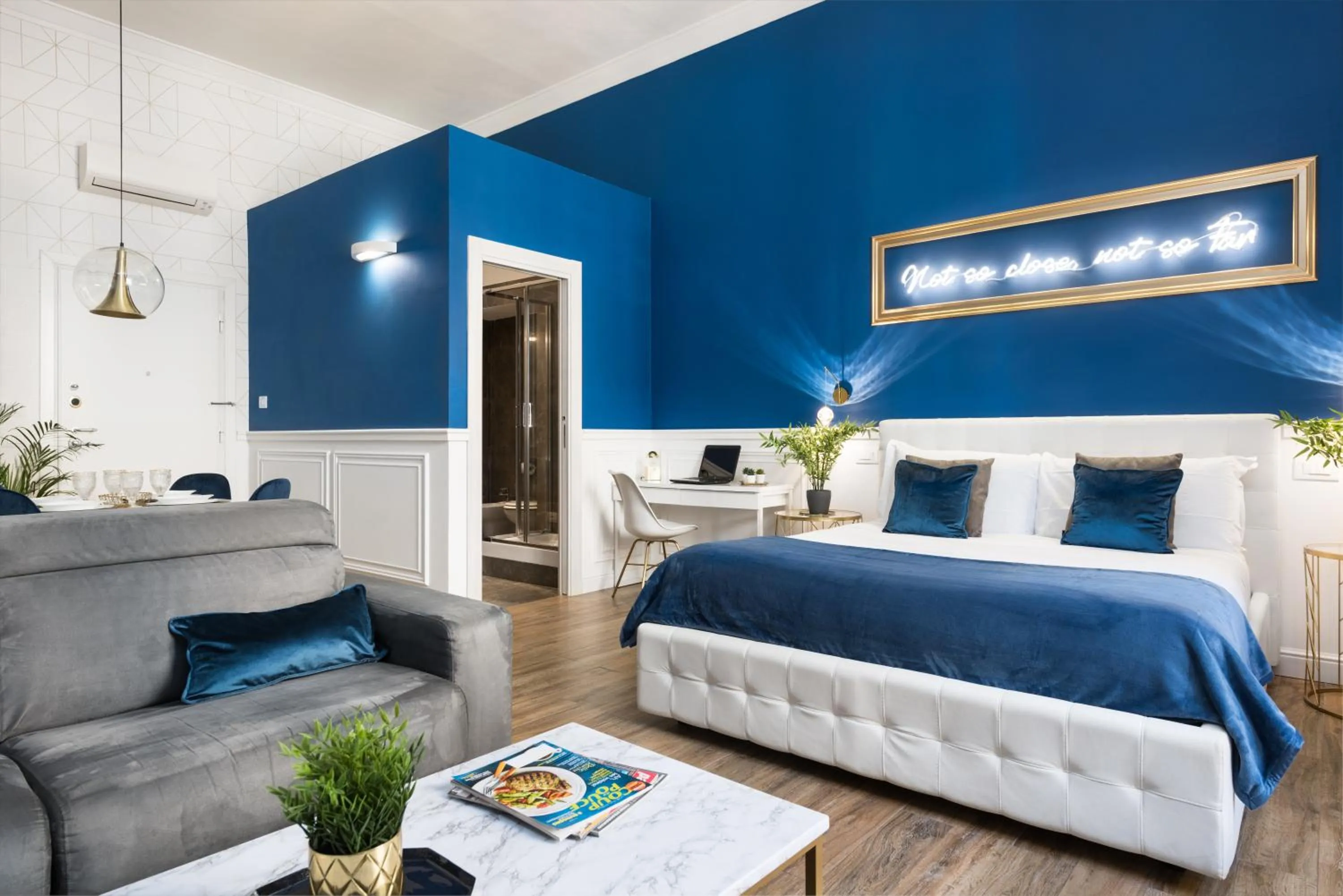 Vatican Imperial Apartment 2840sq ft