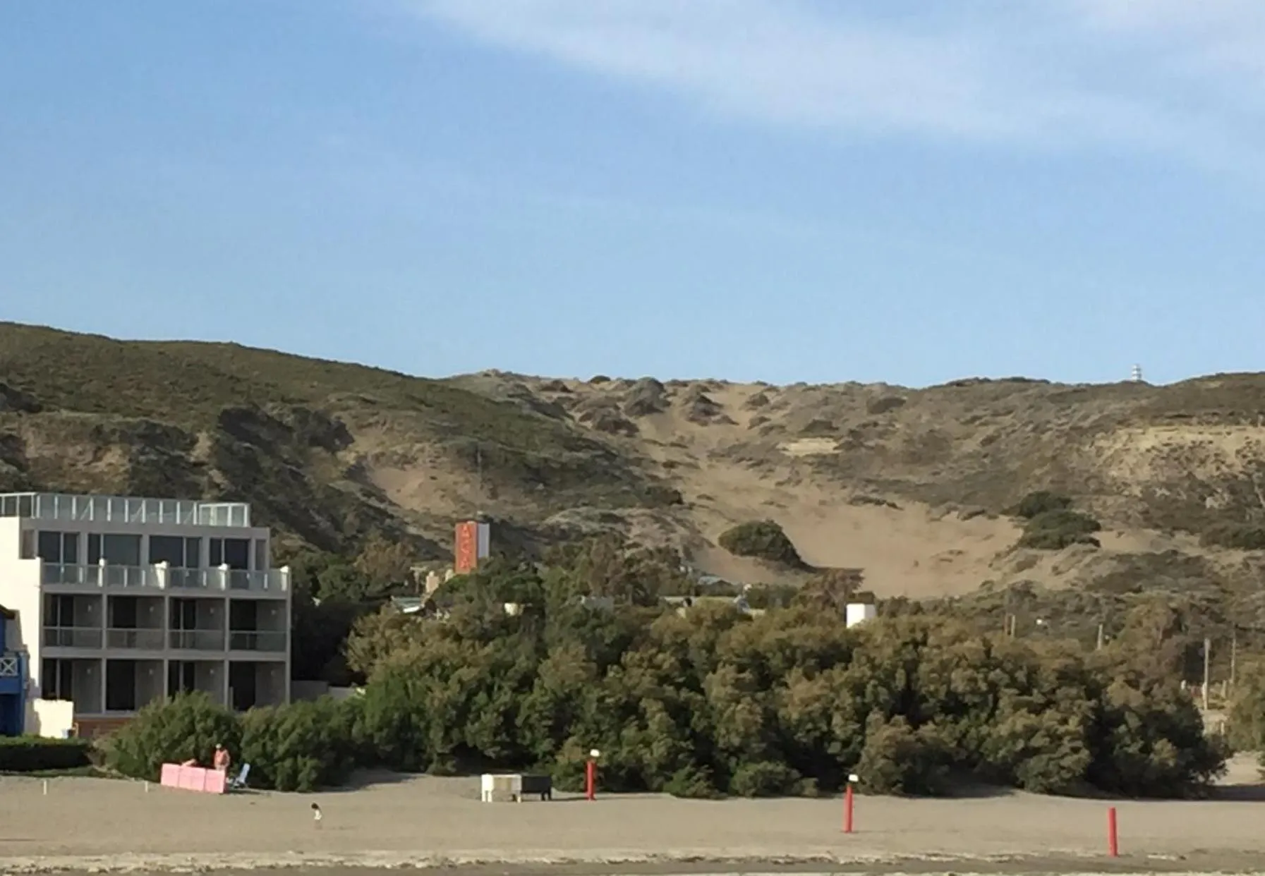 Facade/entrance in Rayentray Océano