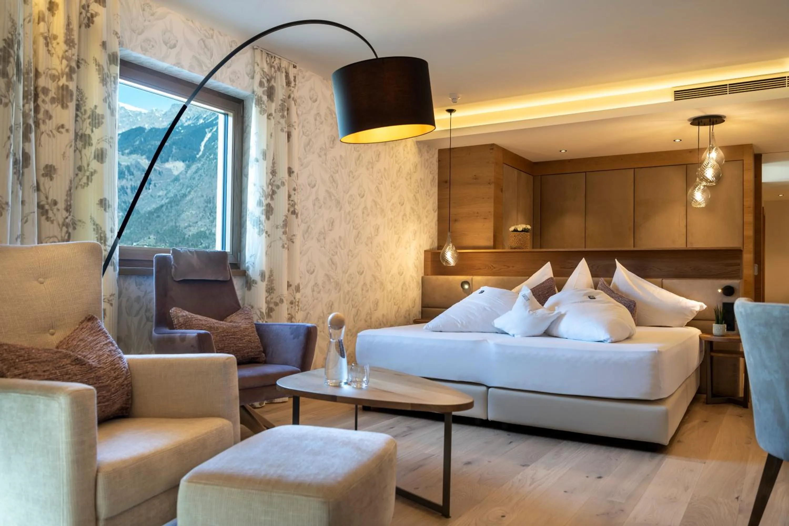 Bedroom, Bed in Hotel Sonnbichl