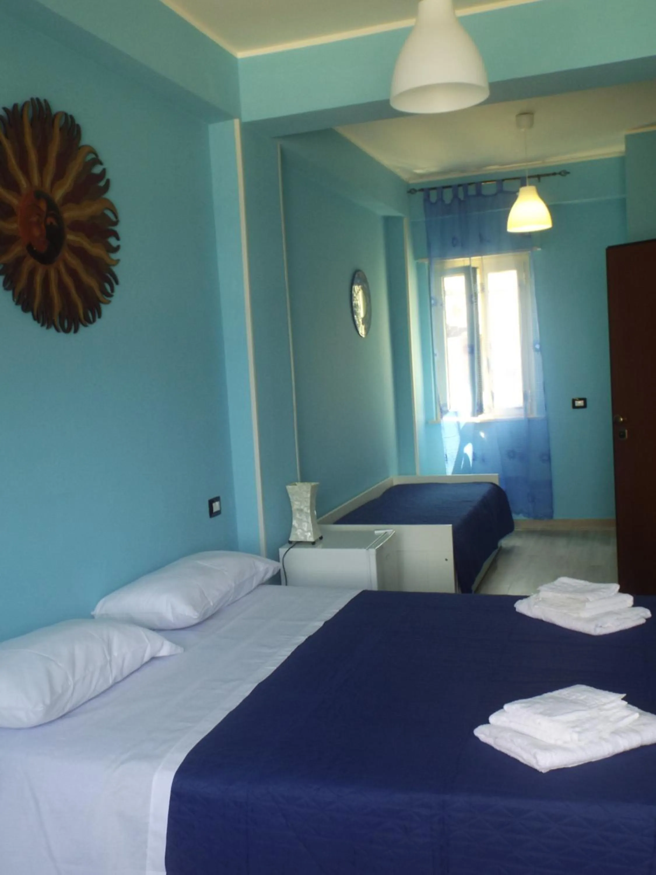 Bed in veranda sul mare