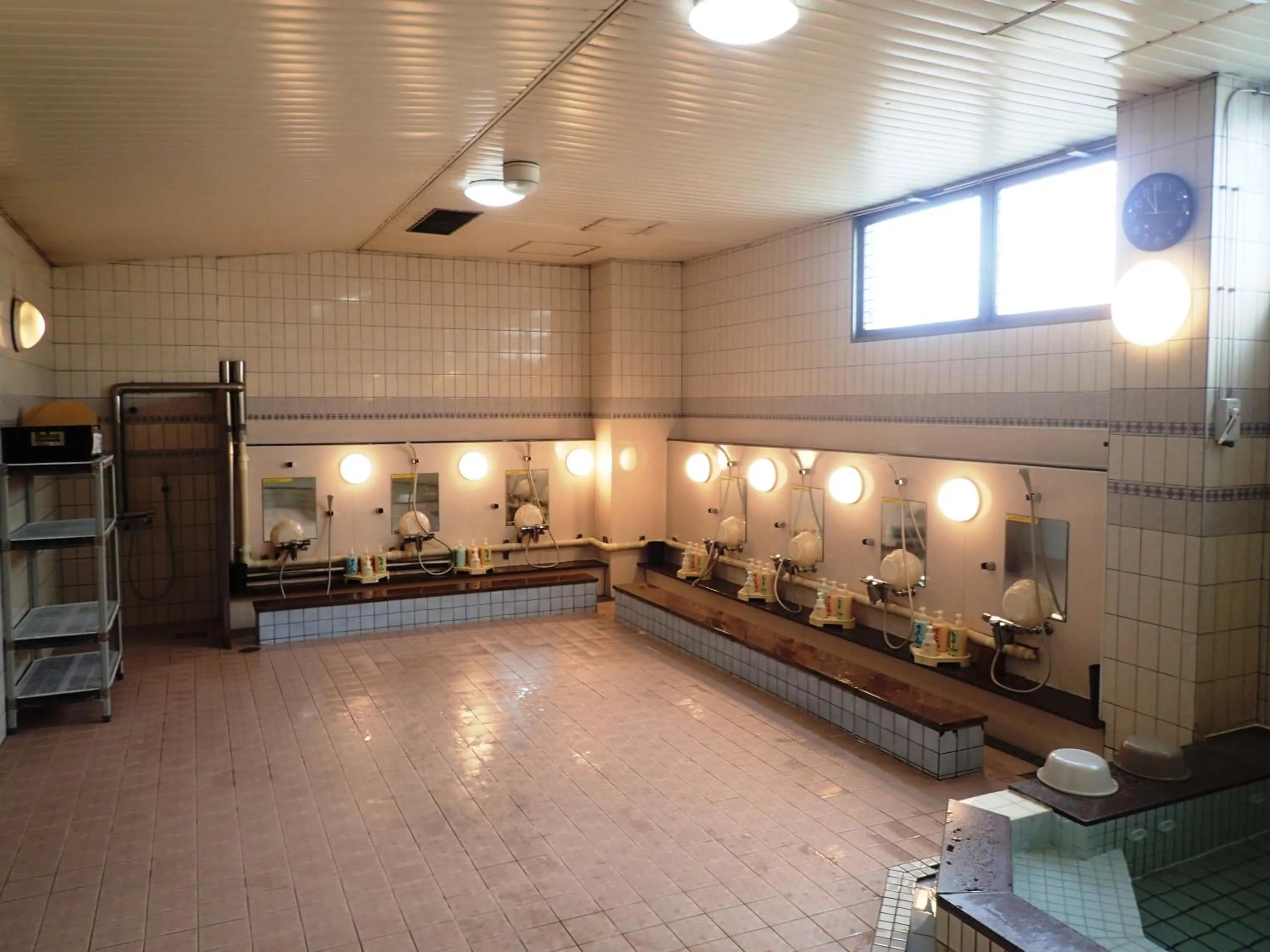 Public Bath in Castle Inn Komaki