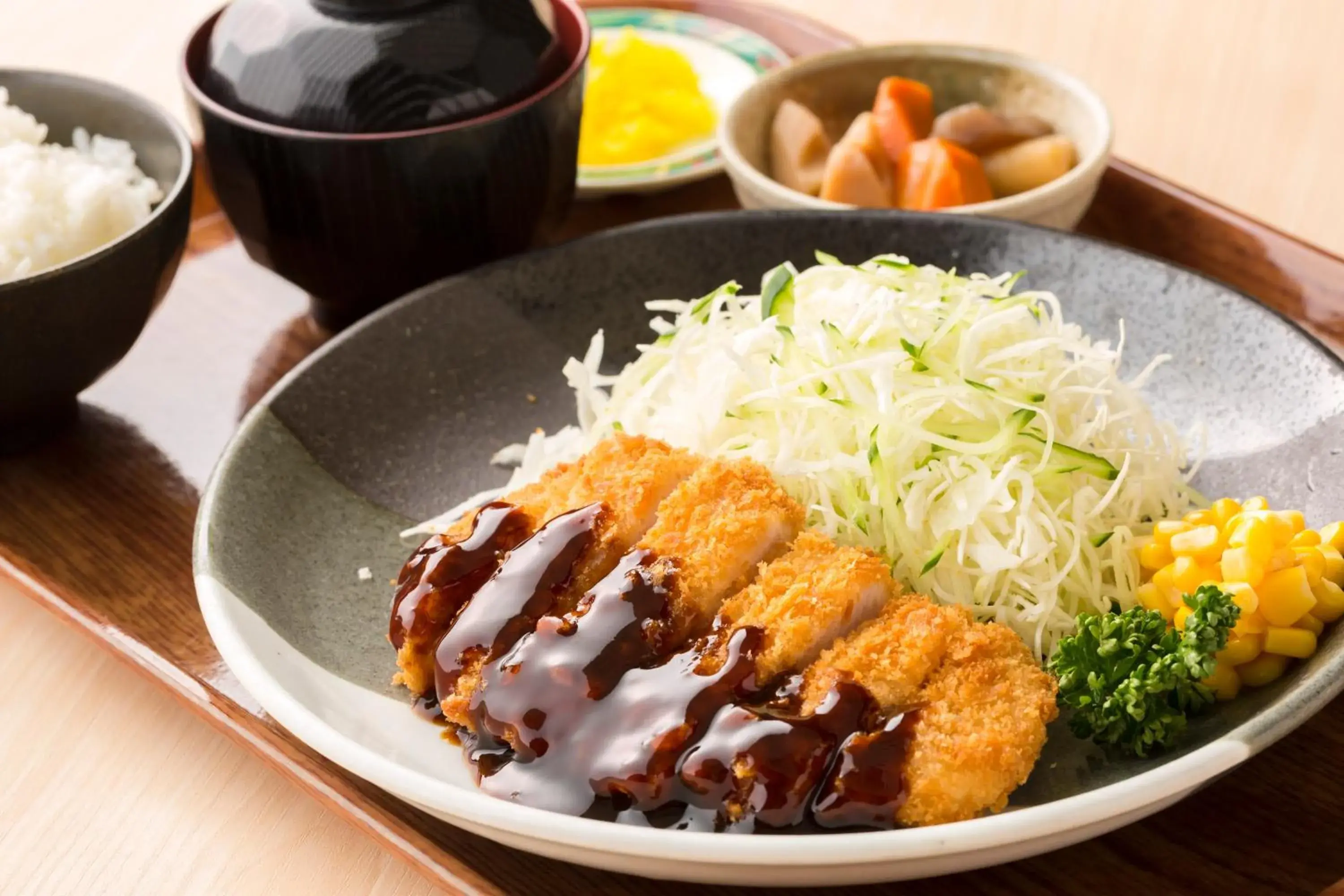 Food and drinks in Castle Inn Komaki Food and drinks in Castle Inn Komaki