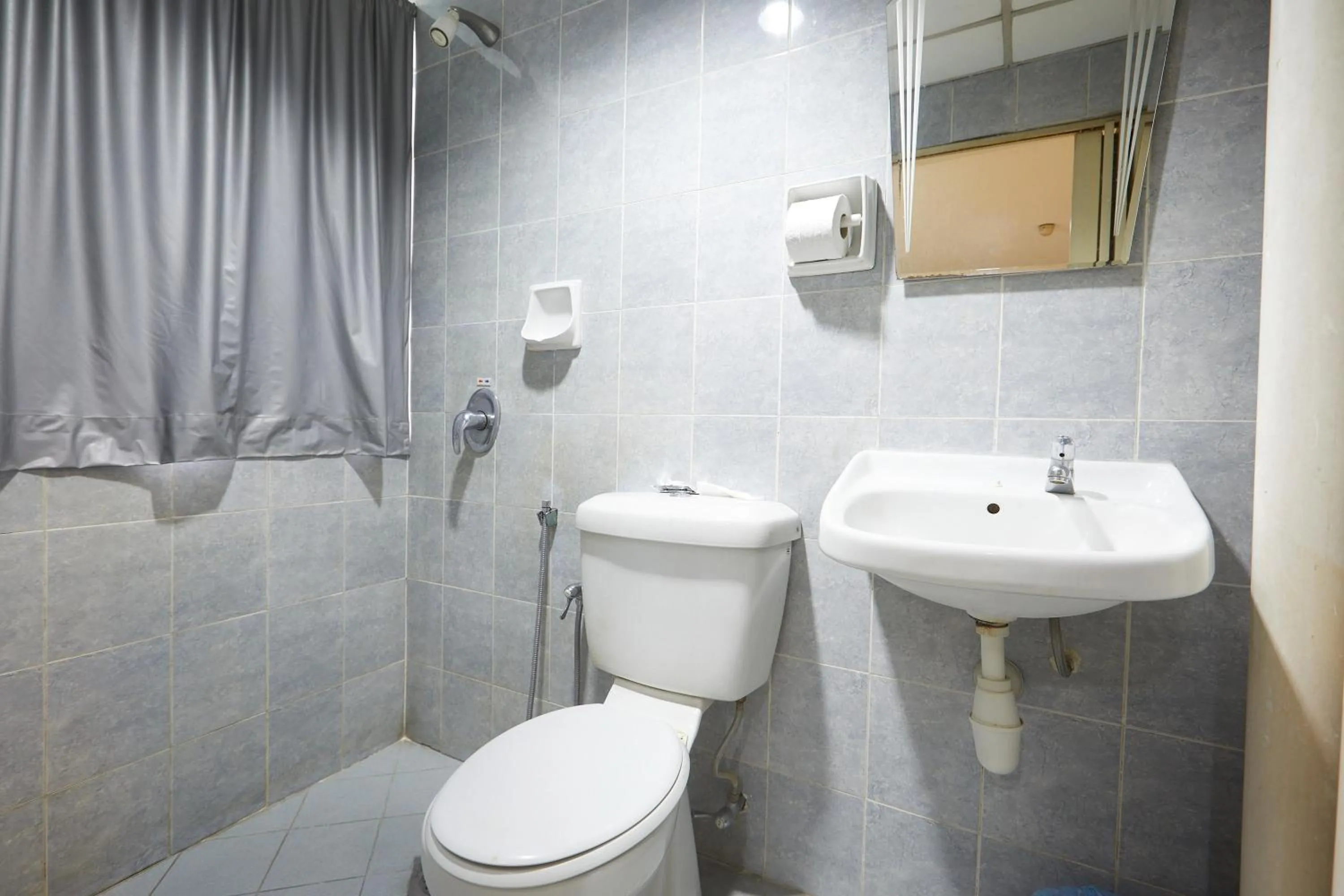 Bathroom in Tang City Hotel, Petaling Street, Merdeka PNB 118 Tower