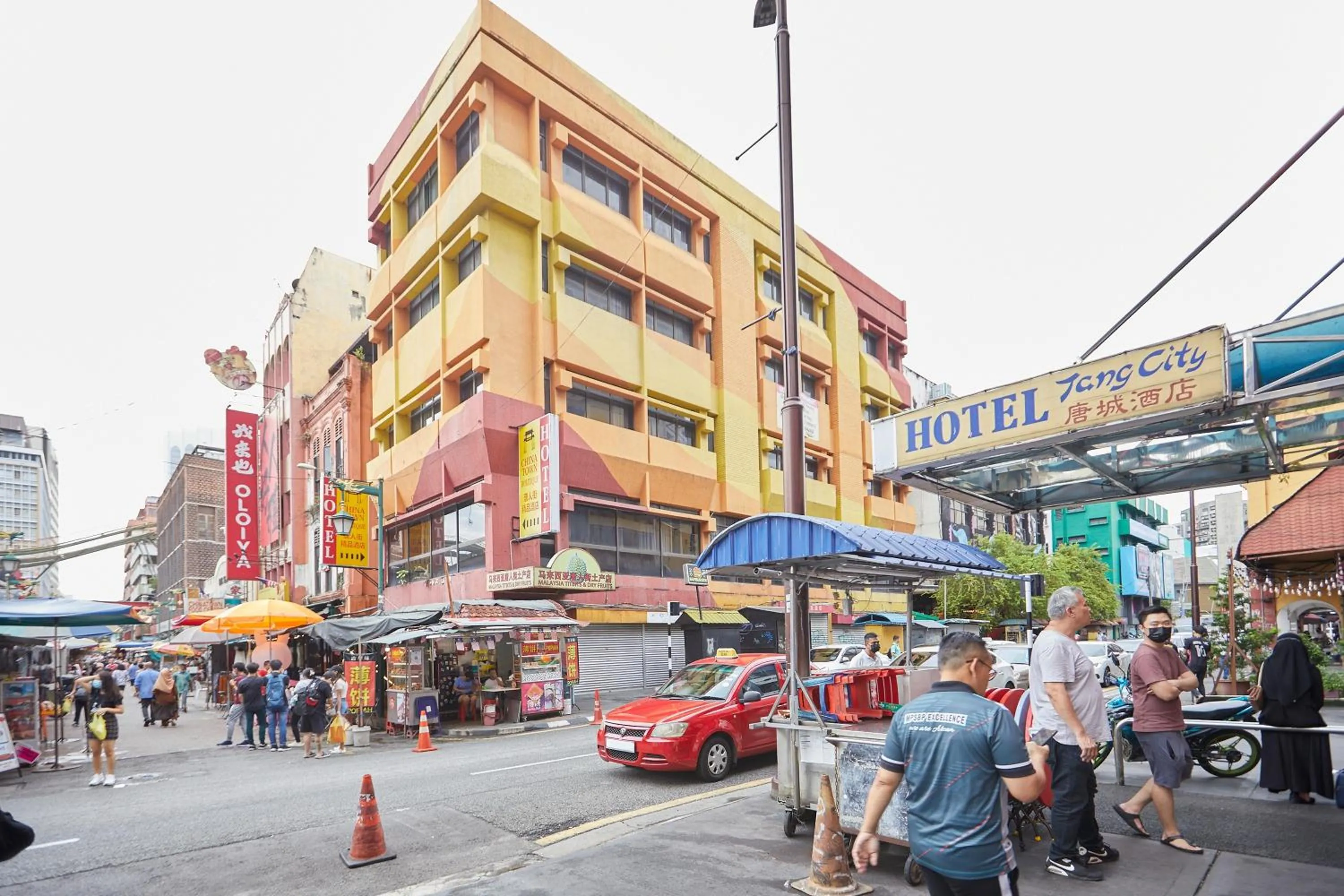 Property building in Tang City Hotel, Petaling Street, Merdeka PNB 118 Tower