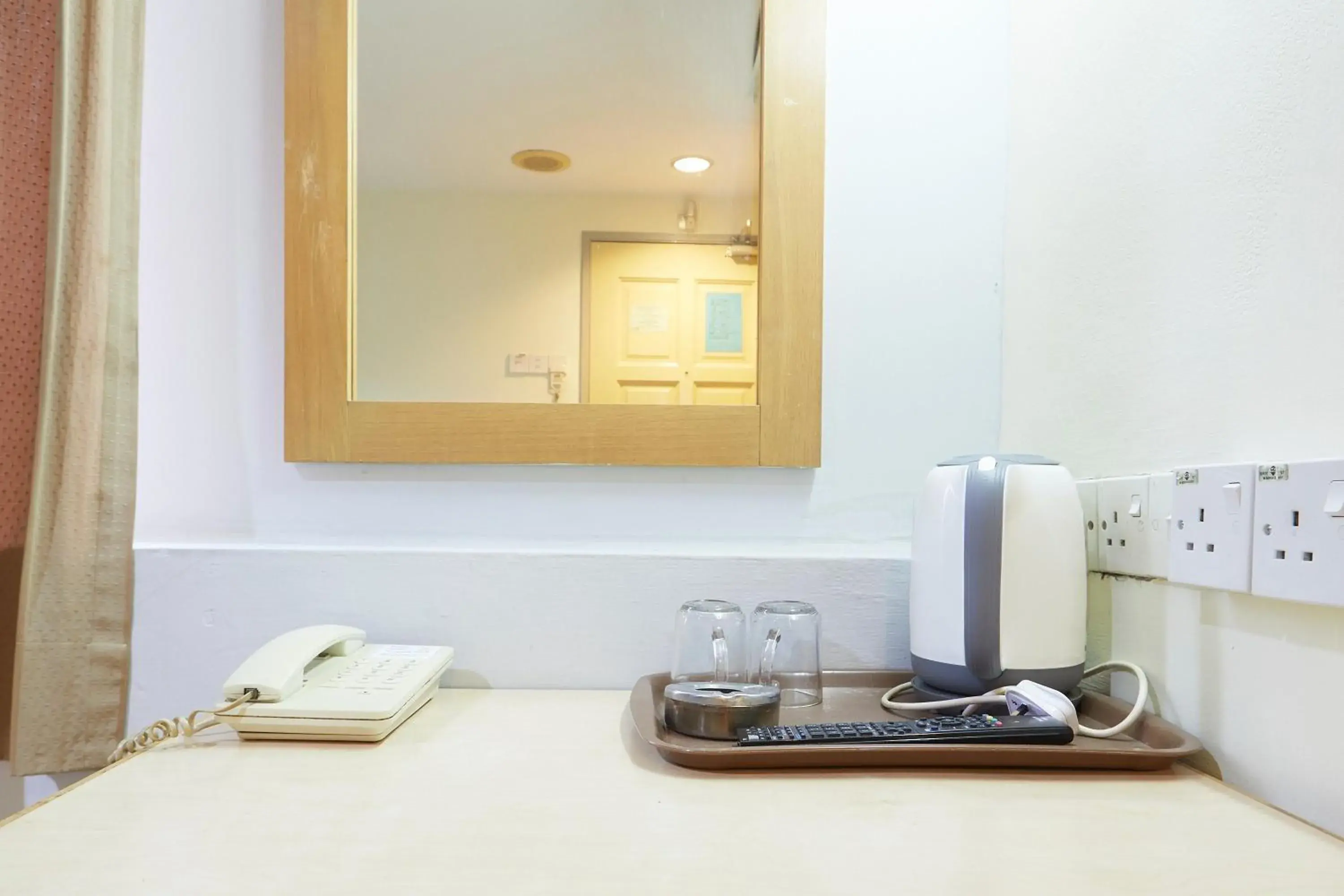 Superior Double Room in Tang City Hotel, Petaling Street, Merdeka PNB 118 Tower Superior Double Room in Tang City Hotel, Petaling Street, Merdeka PNB 118 Tower