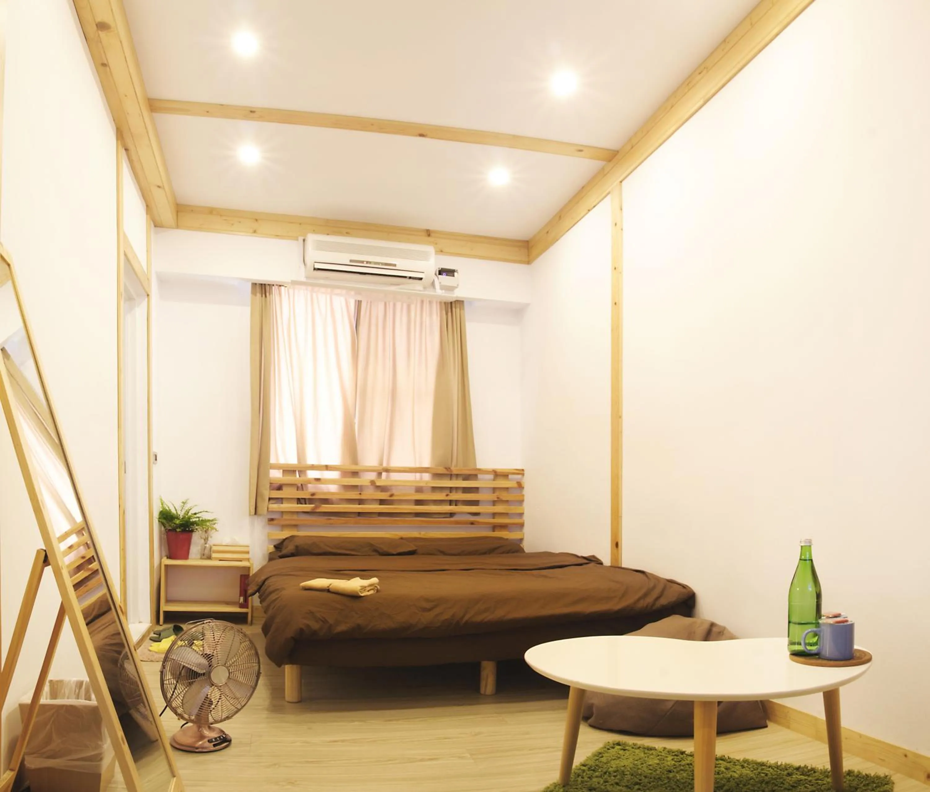 Decorative detail in Hinoki Mansion