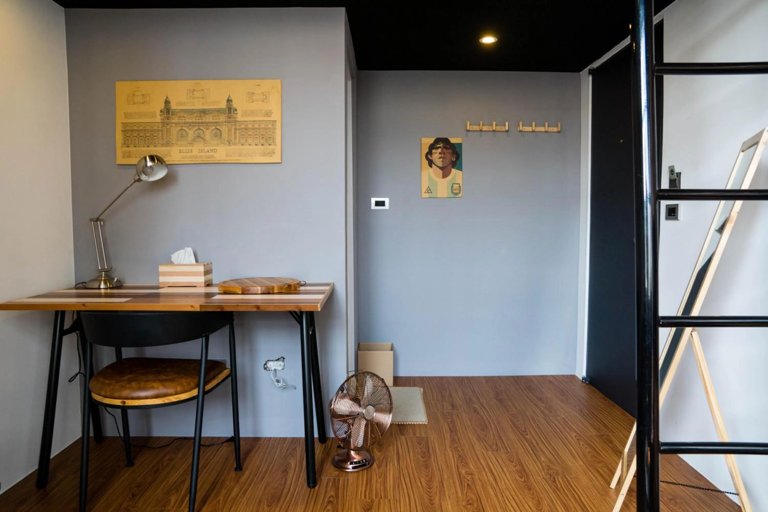 Day in Loft Wo Design Inn