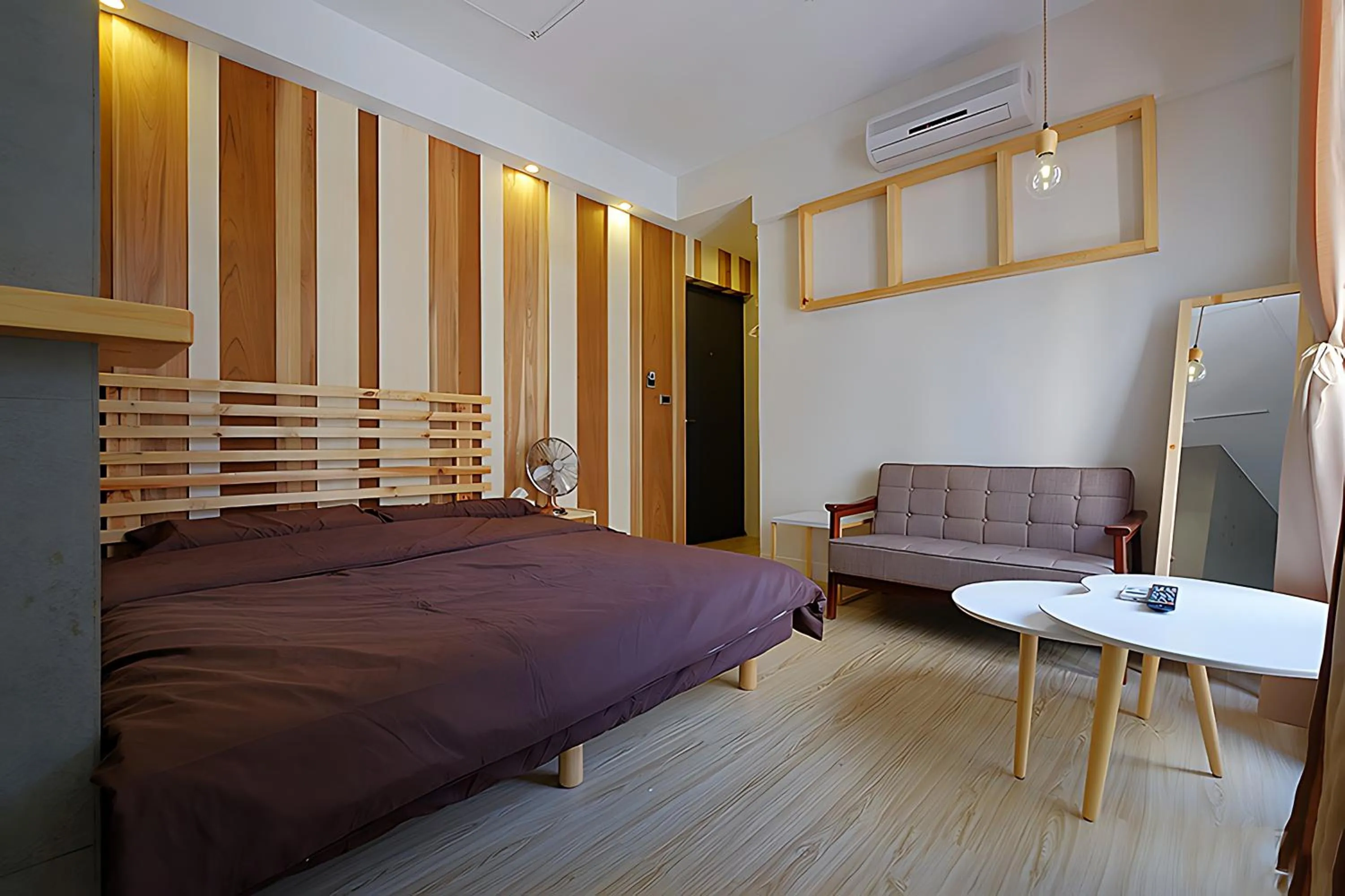 Living room, Bed in Baker Street London Style Inn