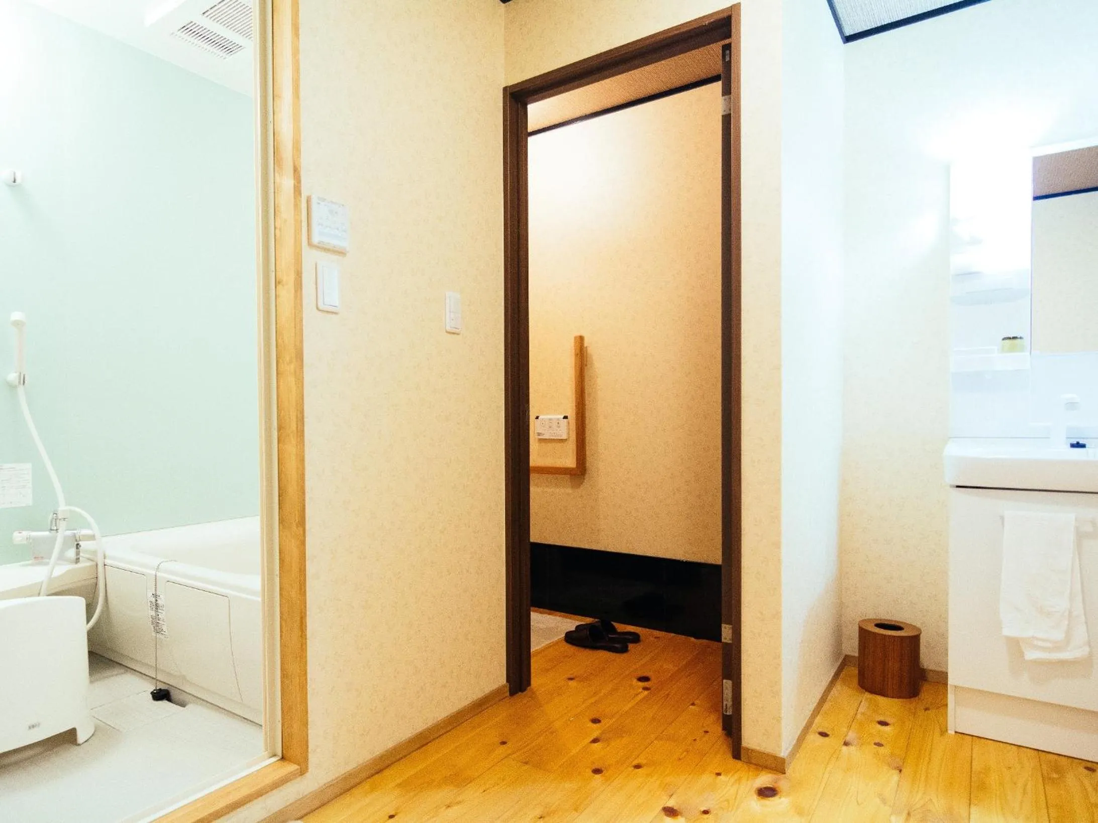 Photo of the whole room in Koyasan Shukubo Jokiin