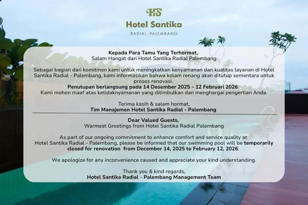 Swimming pool in Hotel Santika Radial Palembang Swimming pool in Hotel Santika Radial Palembang