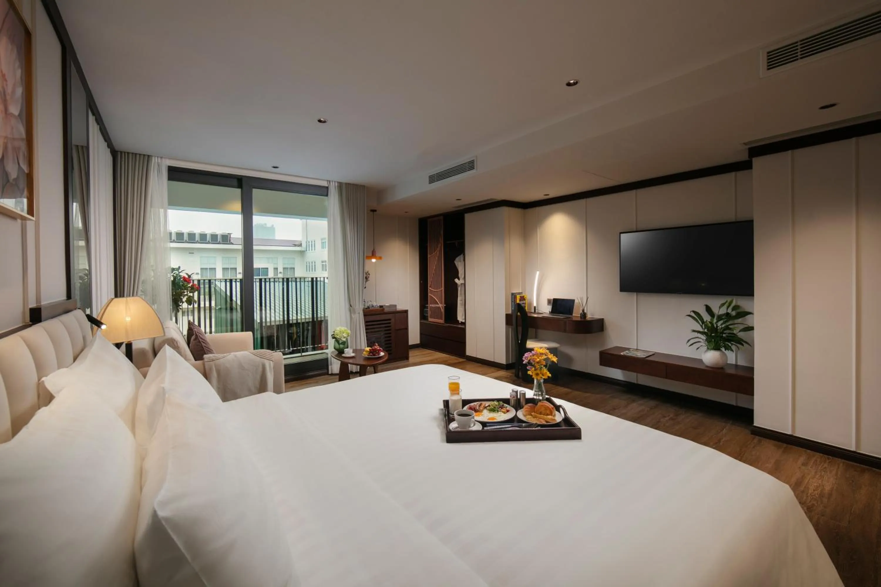 Photo of the whole room, Bed in The Chi Boutique Hotel