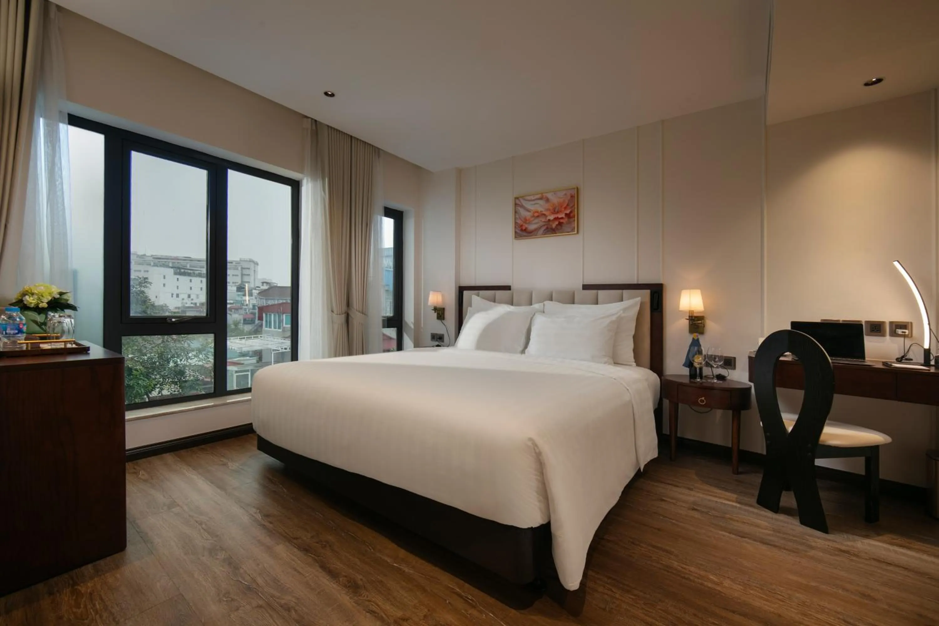 Bedroom, Bed in The Chi Boutique Hotel