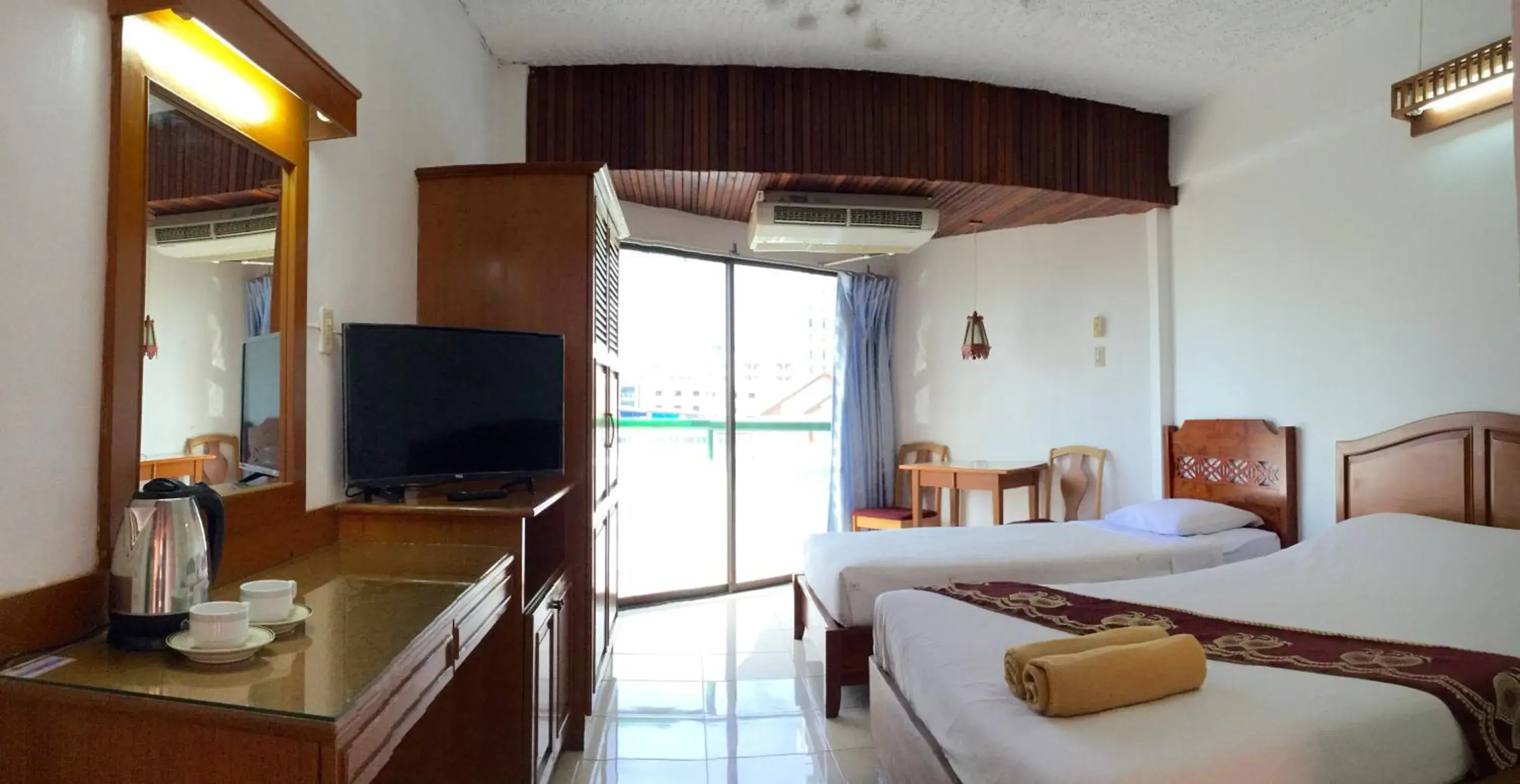 Photo of the whole room in Arcadia Mansion Photo of the whole room in Arcadia Mansion